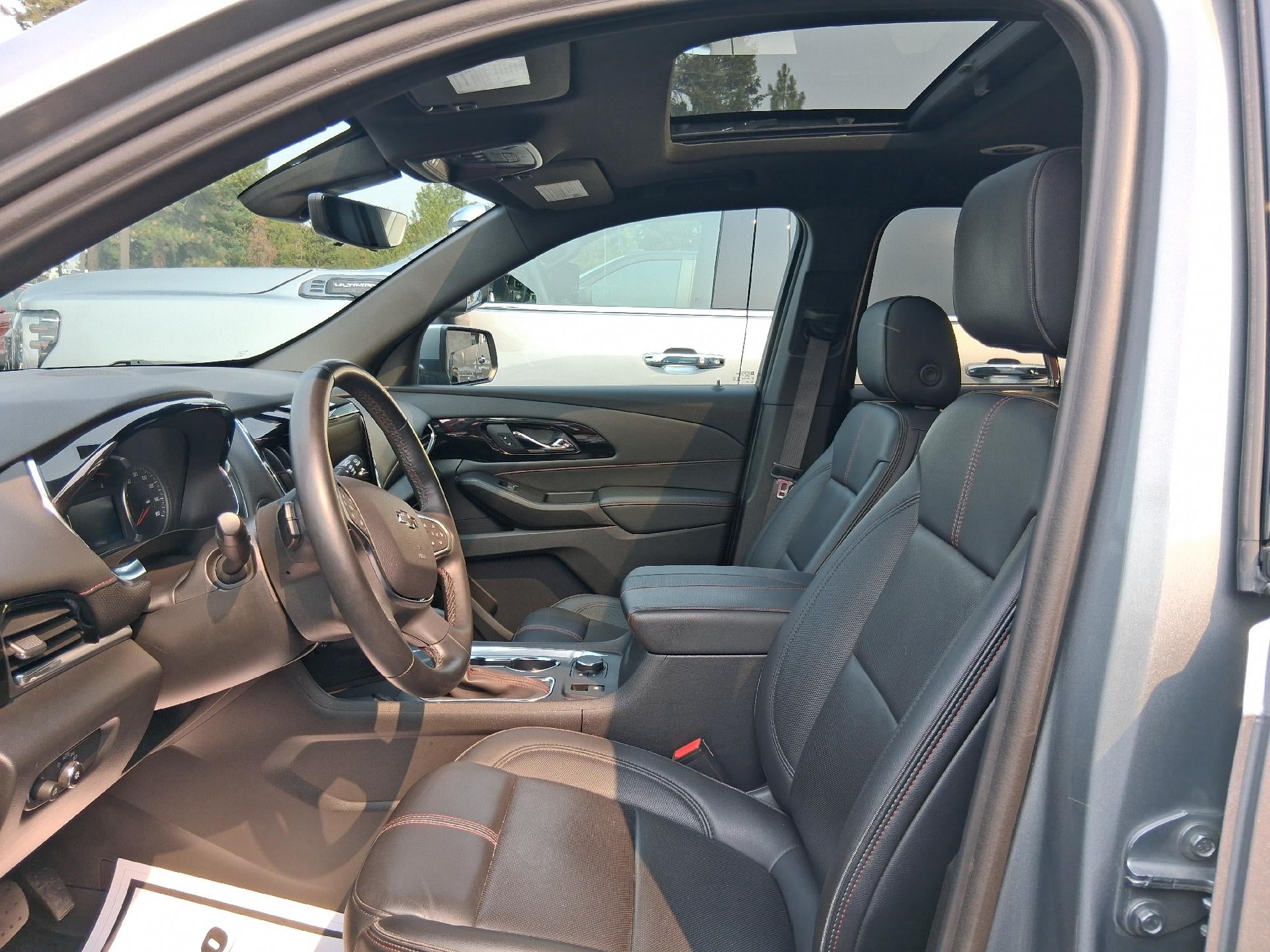 2023 Chevrolet Traverse Leather Power Lumbar Seat, Dual Skyscape Sunroof, Navigation, HD Surround Vision