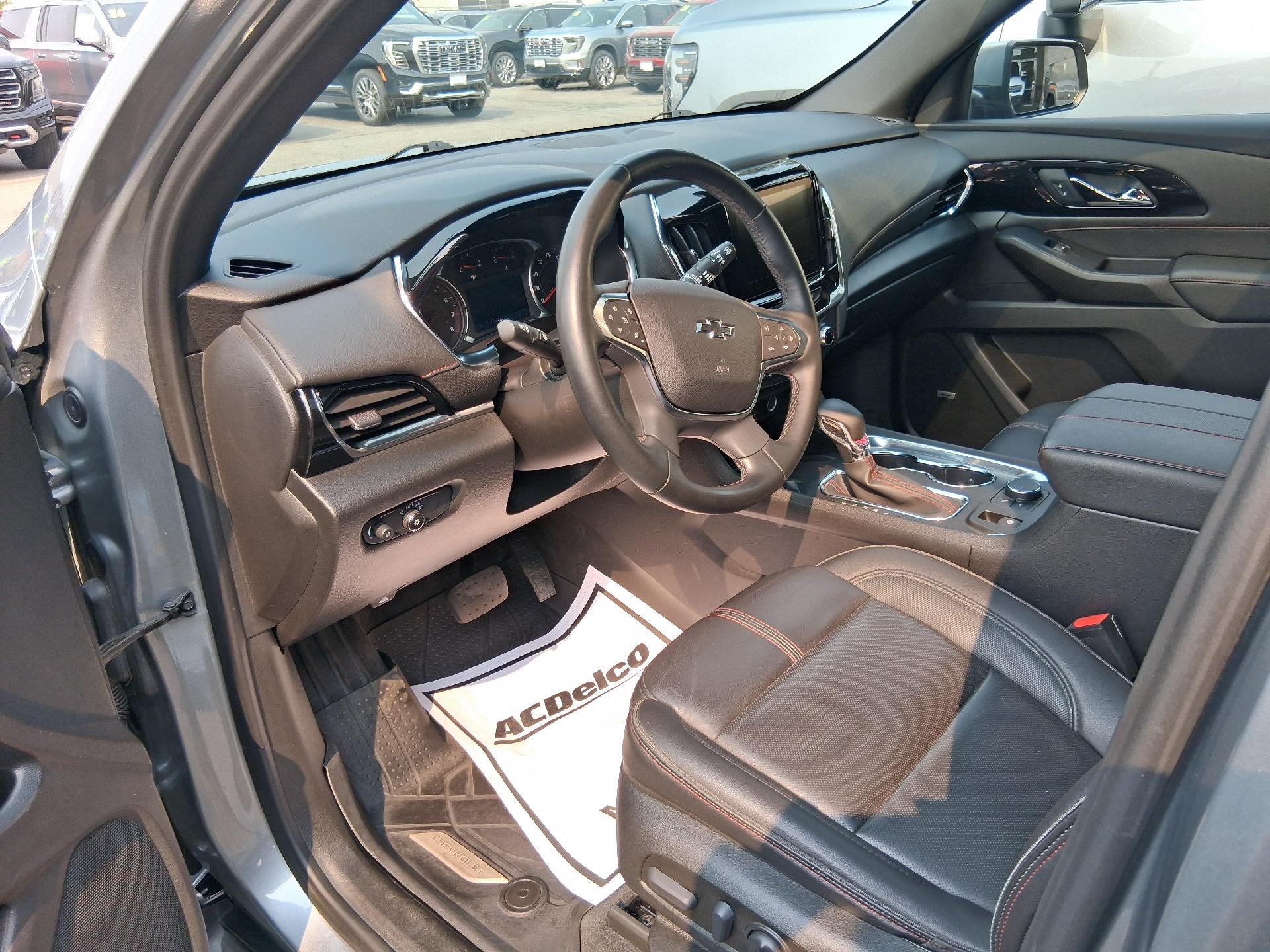2023 Chevrolet Traverse Leather Power Lumbar Seat, Dual Skyscape Sunroof, Navigation, HD Surround Vision