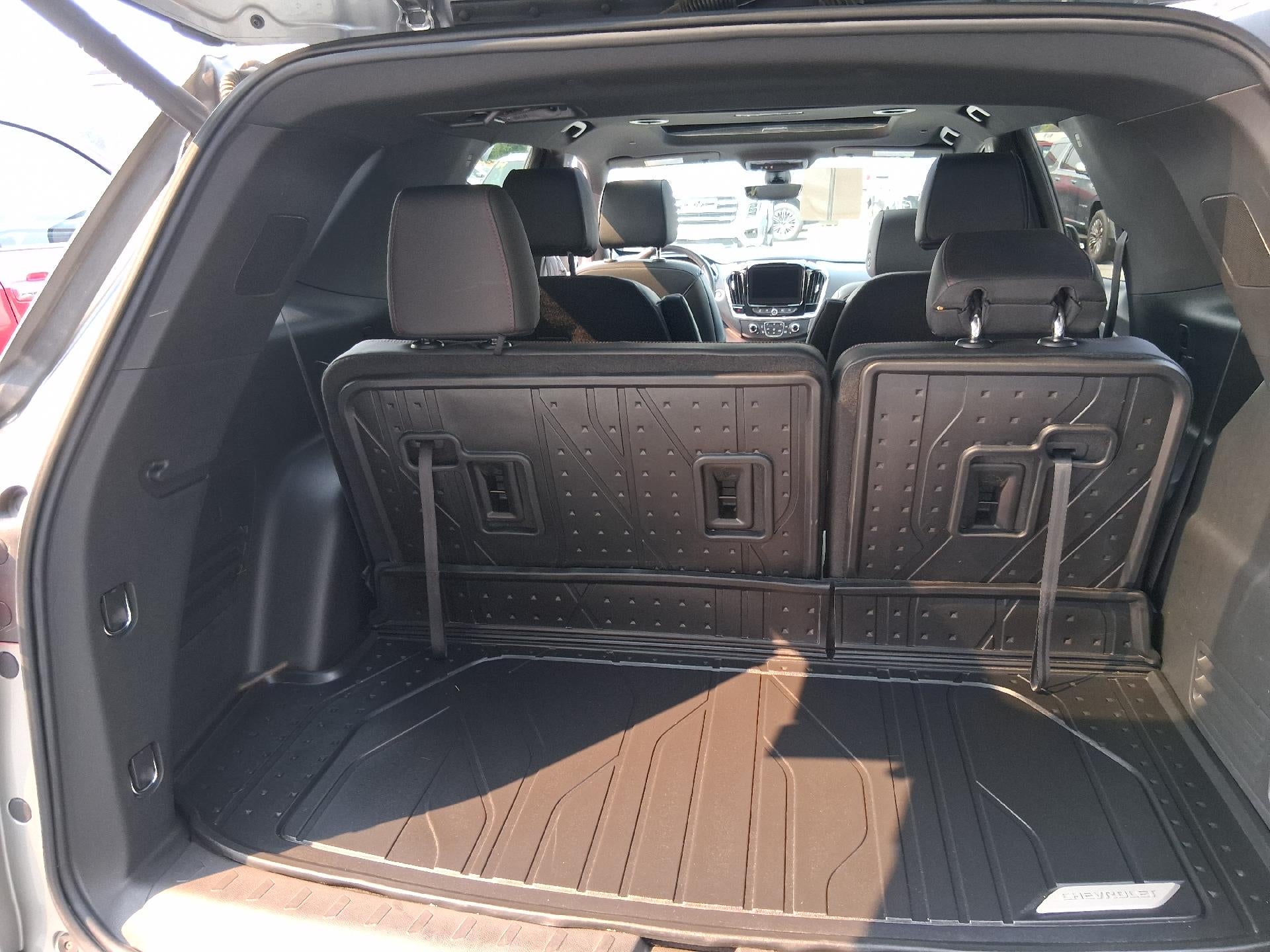 2023 Chevrolet Traverse Leather Power Lumbar Seat, Dual Skyscape Sunroof, Navigation, HD Surround Vision