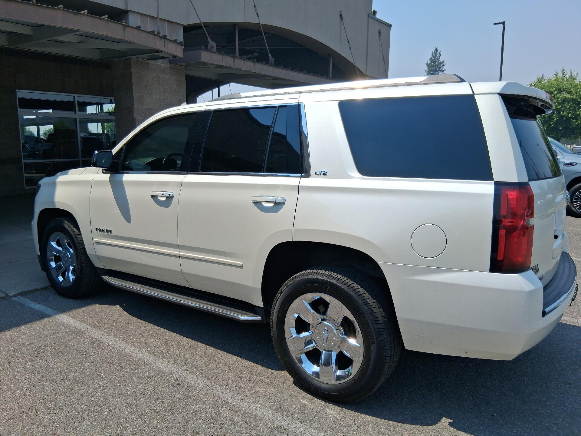 2015 Chevrolet Tahoe Max Trailering, Memory Power Heated and Cooled Seat, Power Sunroof