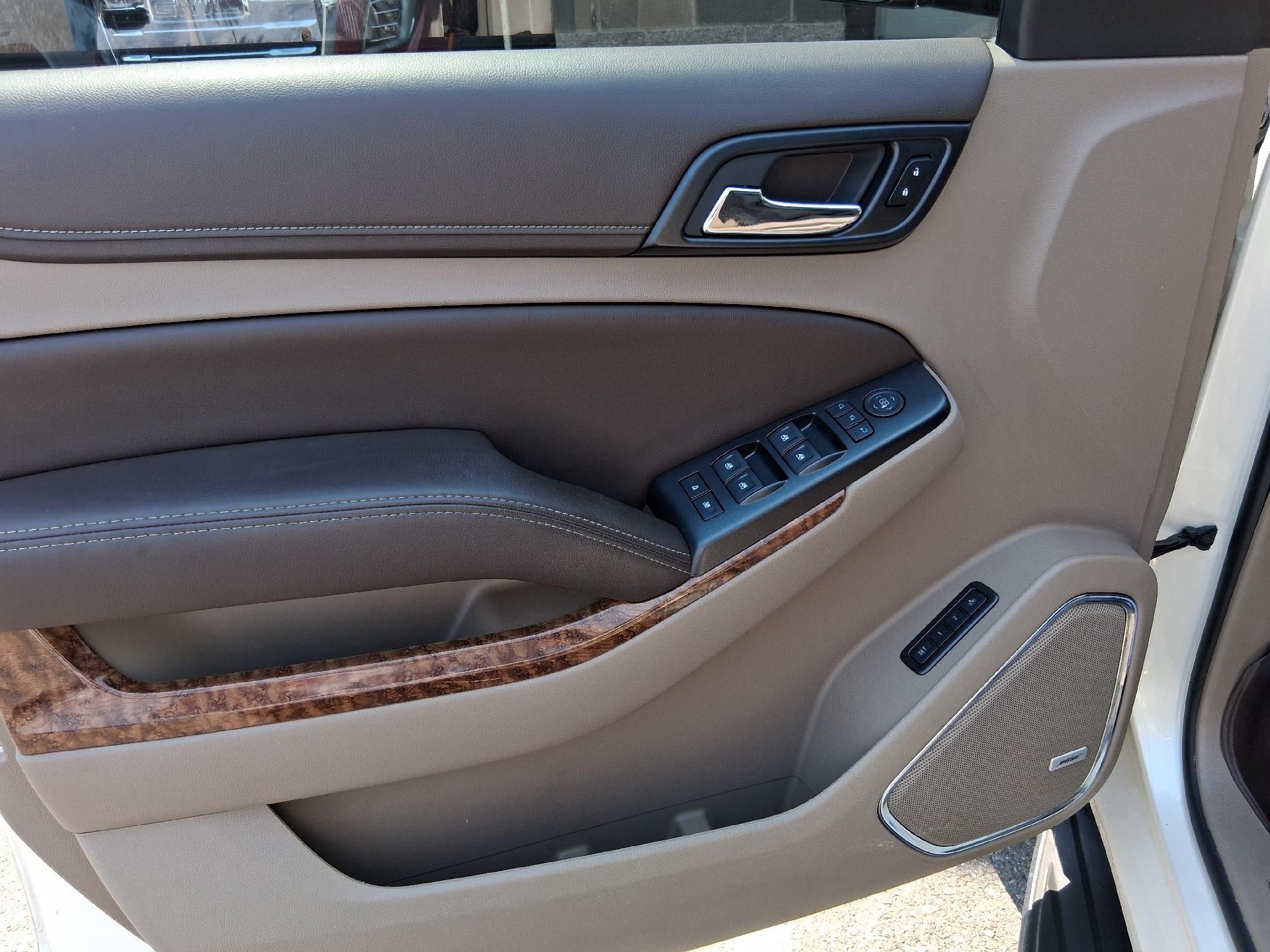 2015 Chevrolet Tahoe Max Trailering, Memory Power Heated and Cooled Seat, Power Sunroof