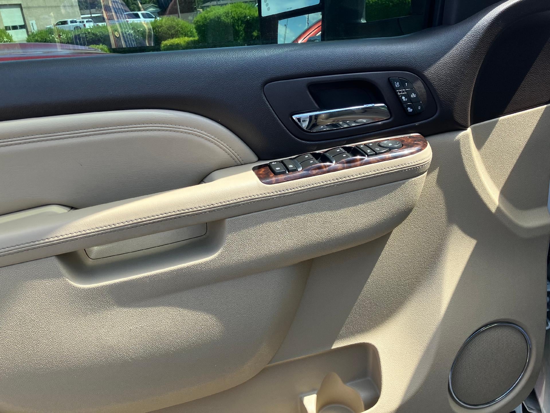 2011 GMC Sierra 2500 HD Power Lumbar Memory Seat, Remote Start, Keyless Entry