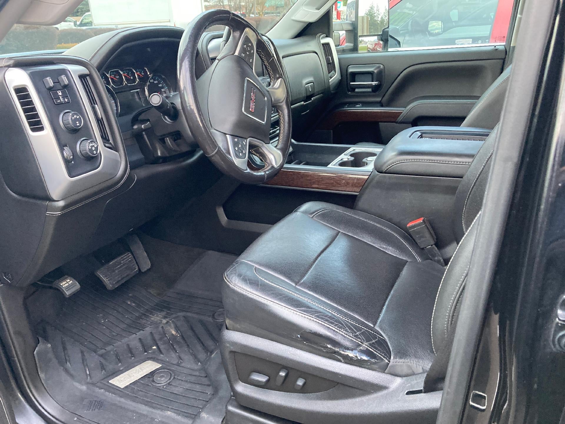 2018 GMC Sierra 2500 HD Navigation, Power Sunroof, HD Trailering Package
