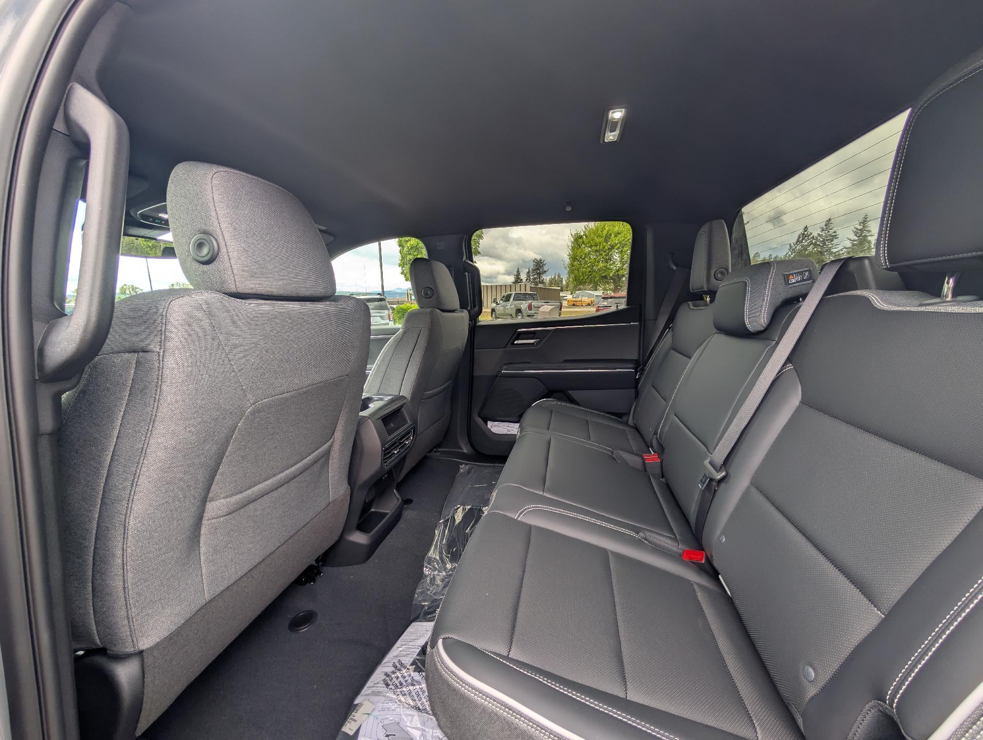 2026 GMC Sierra EV e4WD Crew Cab Standard Range Elevation