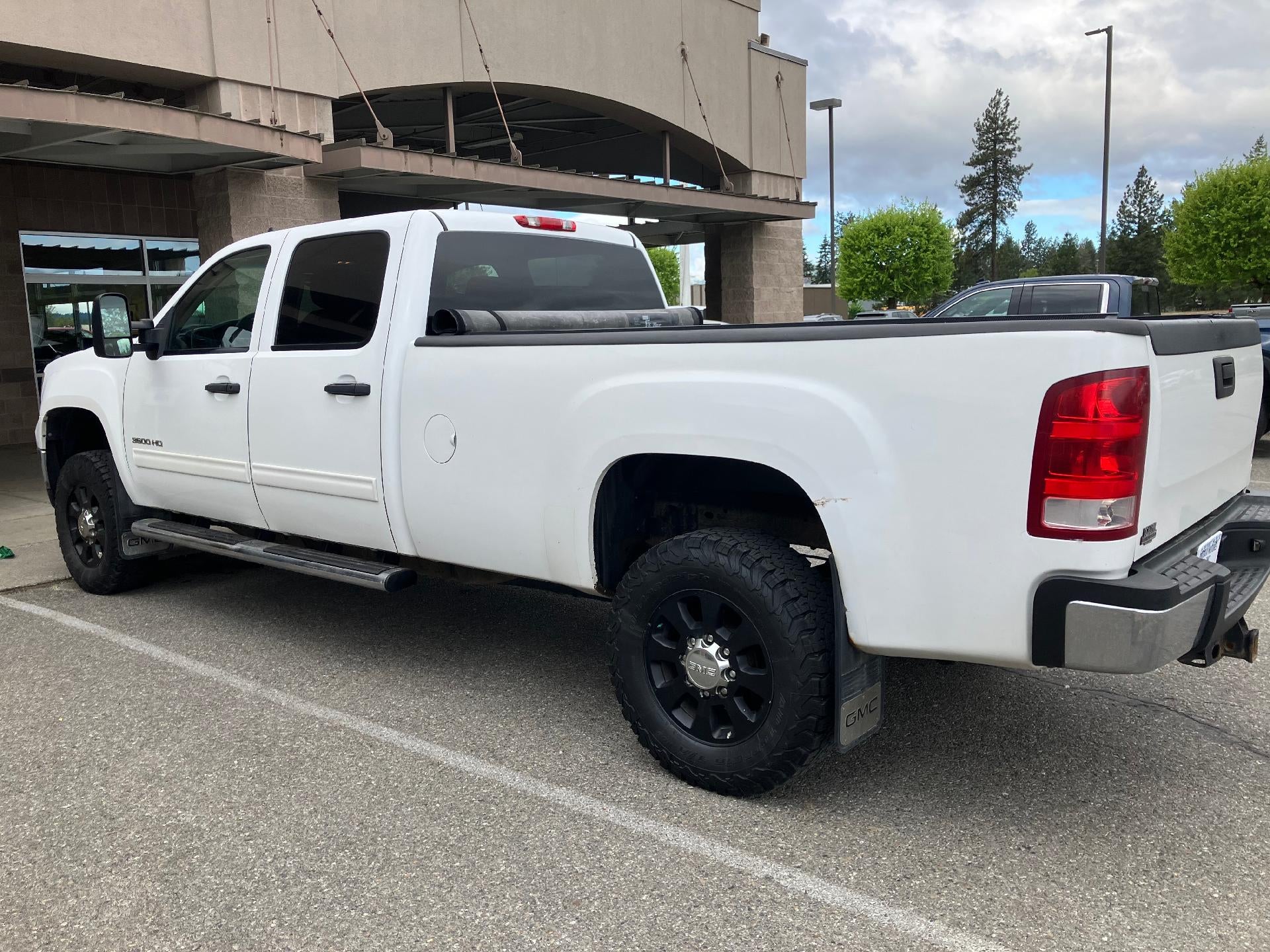 2011 GMC Sierra 3500 HD SRW SLE