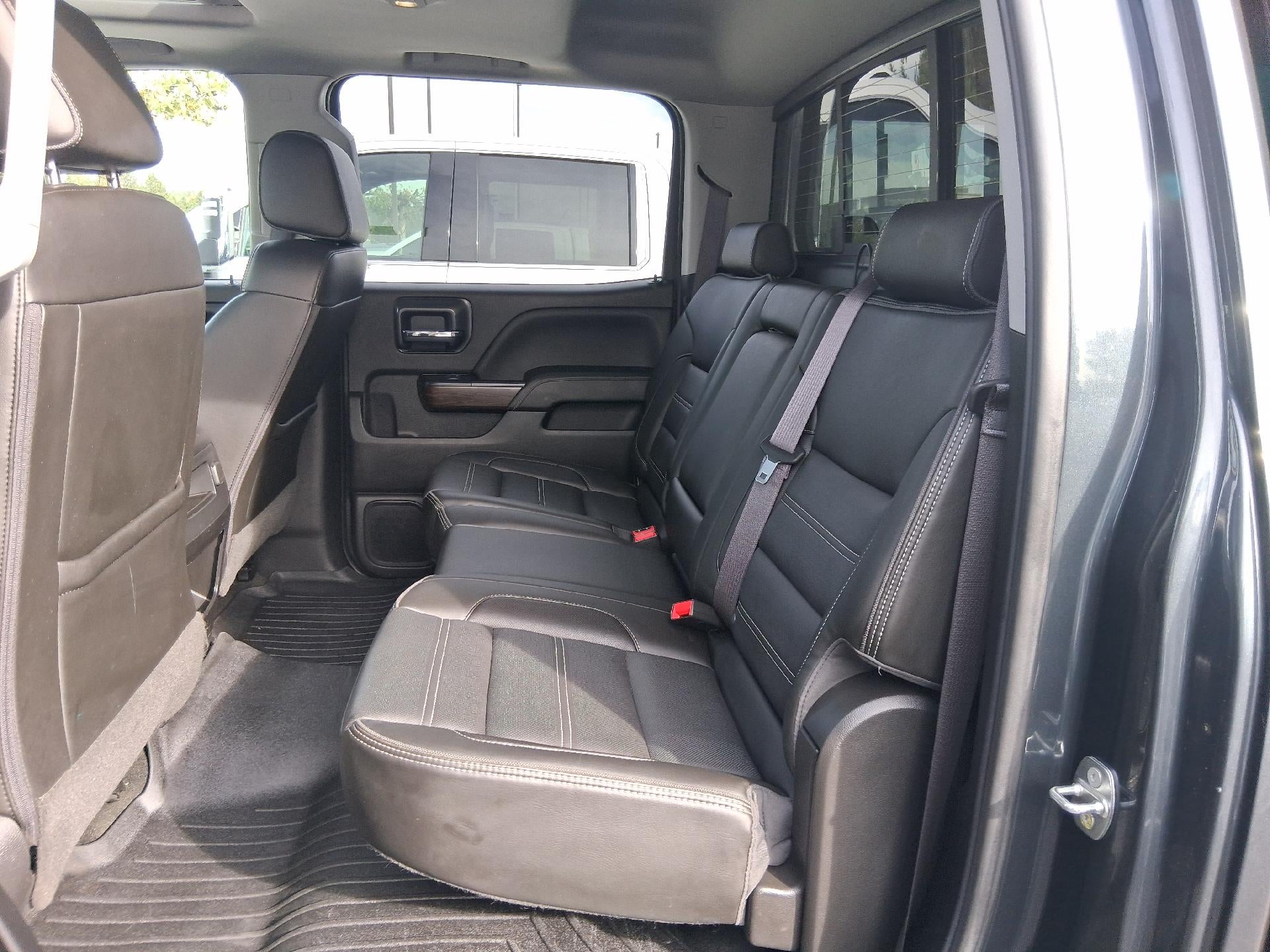 2017 GMC Sierra 3500 HD Leather Memory Heated and Cooled Seat, Power Sunroof, Navigation