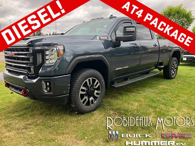 2020 GMC Sierra 4WD Crew Cab Standard Box AT4's photo