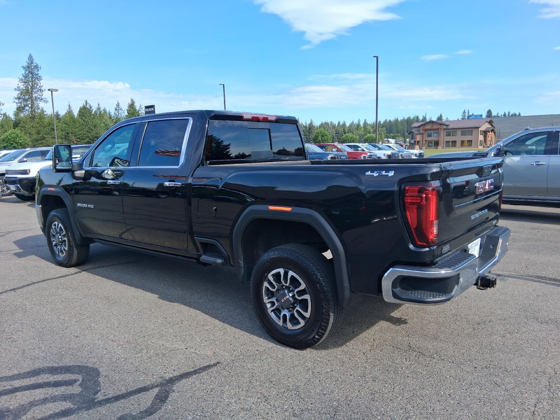2023 GMC Sierra 3500 HD Power Sunroof, Memory Power Lumbar Seat, Navigation