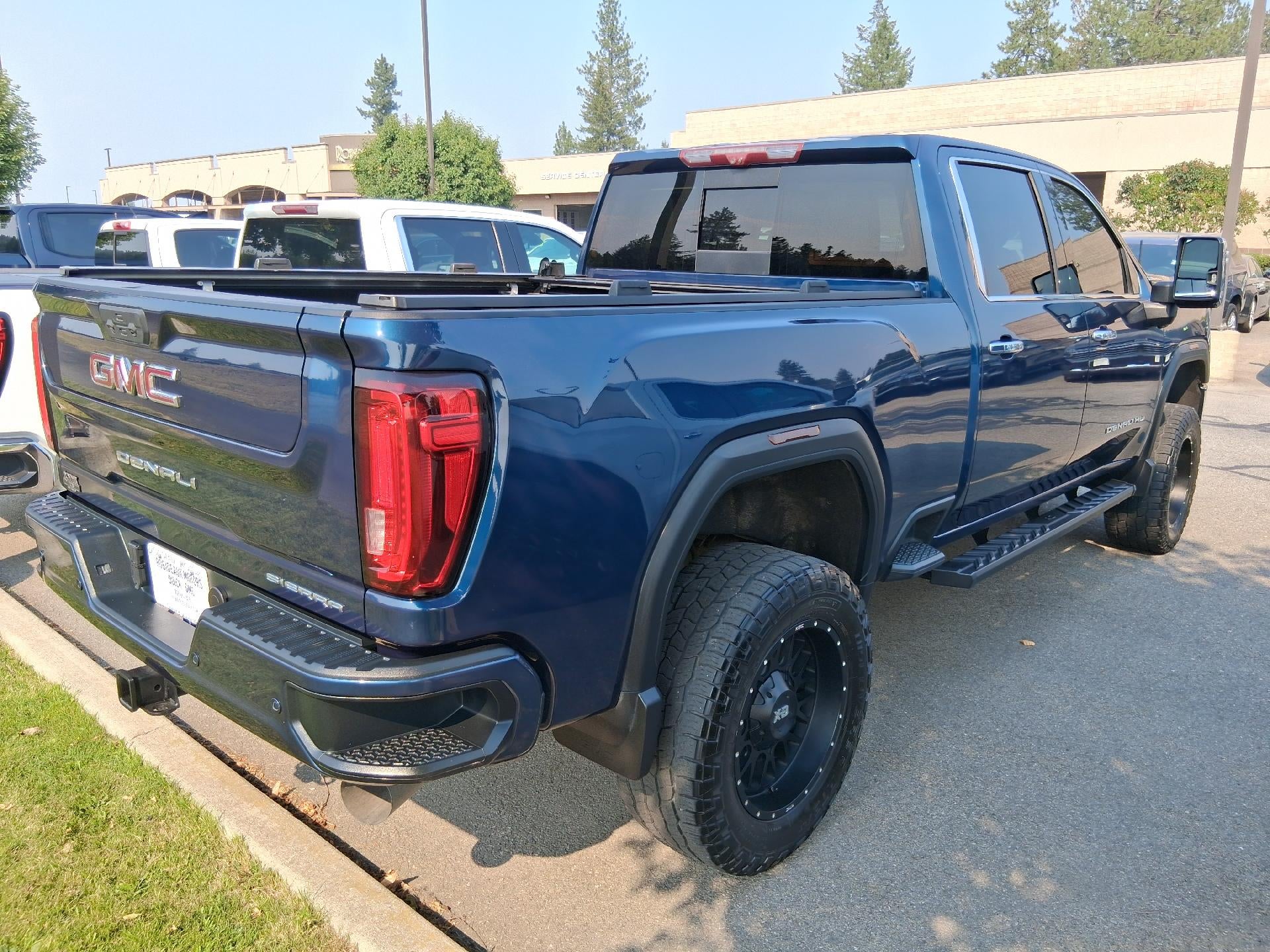 2020 GMC Sierra 3500 HD Power Sunroof, Power Lumbar Memory Seat, Navigation
