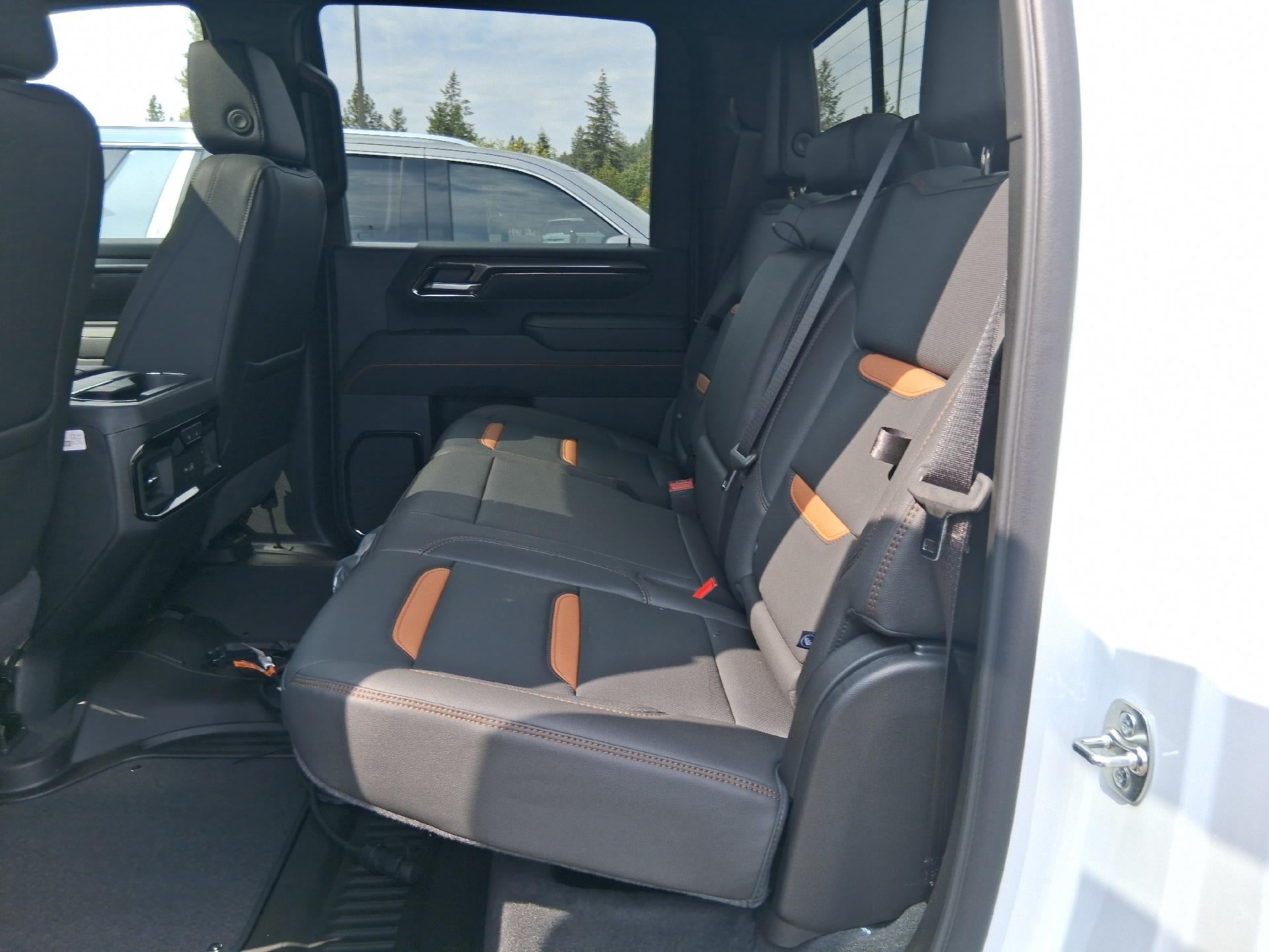 2026 GMC Sierra 2500 HD Crew Cab Standard Box 4-Wheel Drive AT4