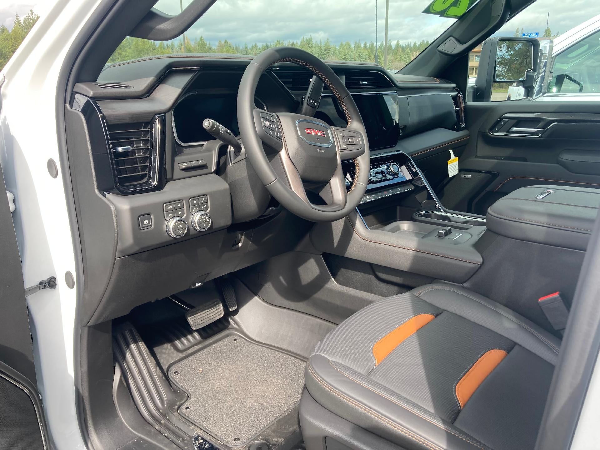 2026 GMC Sierra 2500 HD Crew Cab Standard Box 4-Wheel Drive AT4