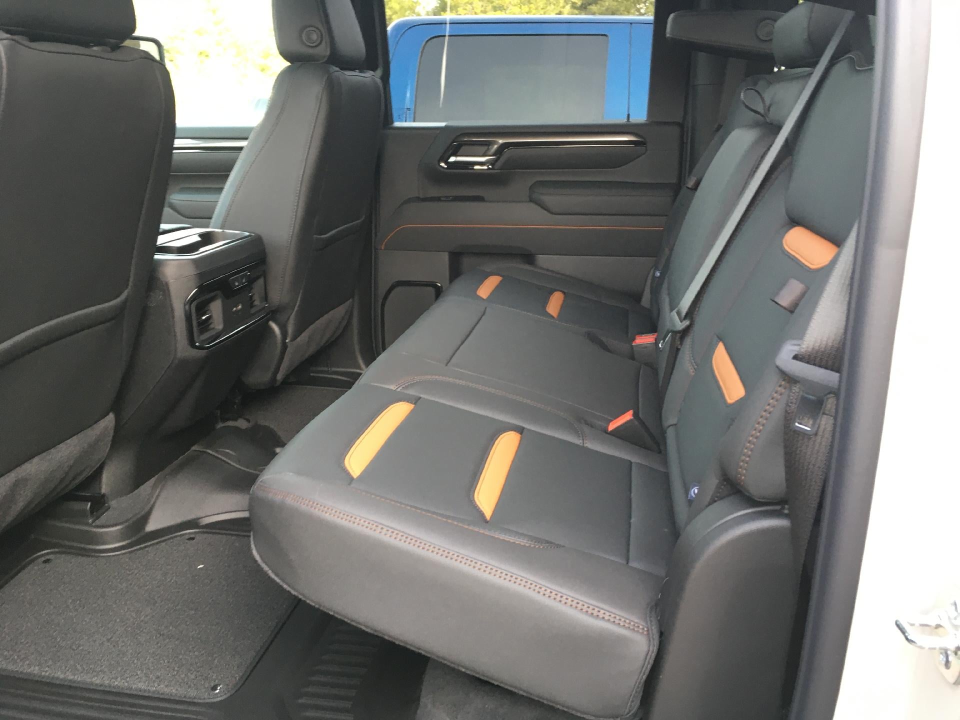 2026 GMC Sierra 2500 HD Crew Cab Standard Box 4-Wheel Drive AT4