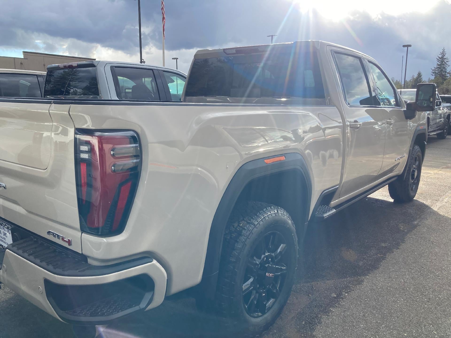 2026 GMC Sierra 2500 HD Crew Cab Standard Box 4-Wheel Drive AT4