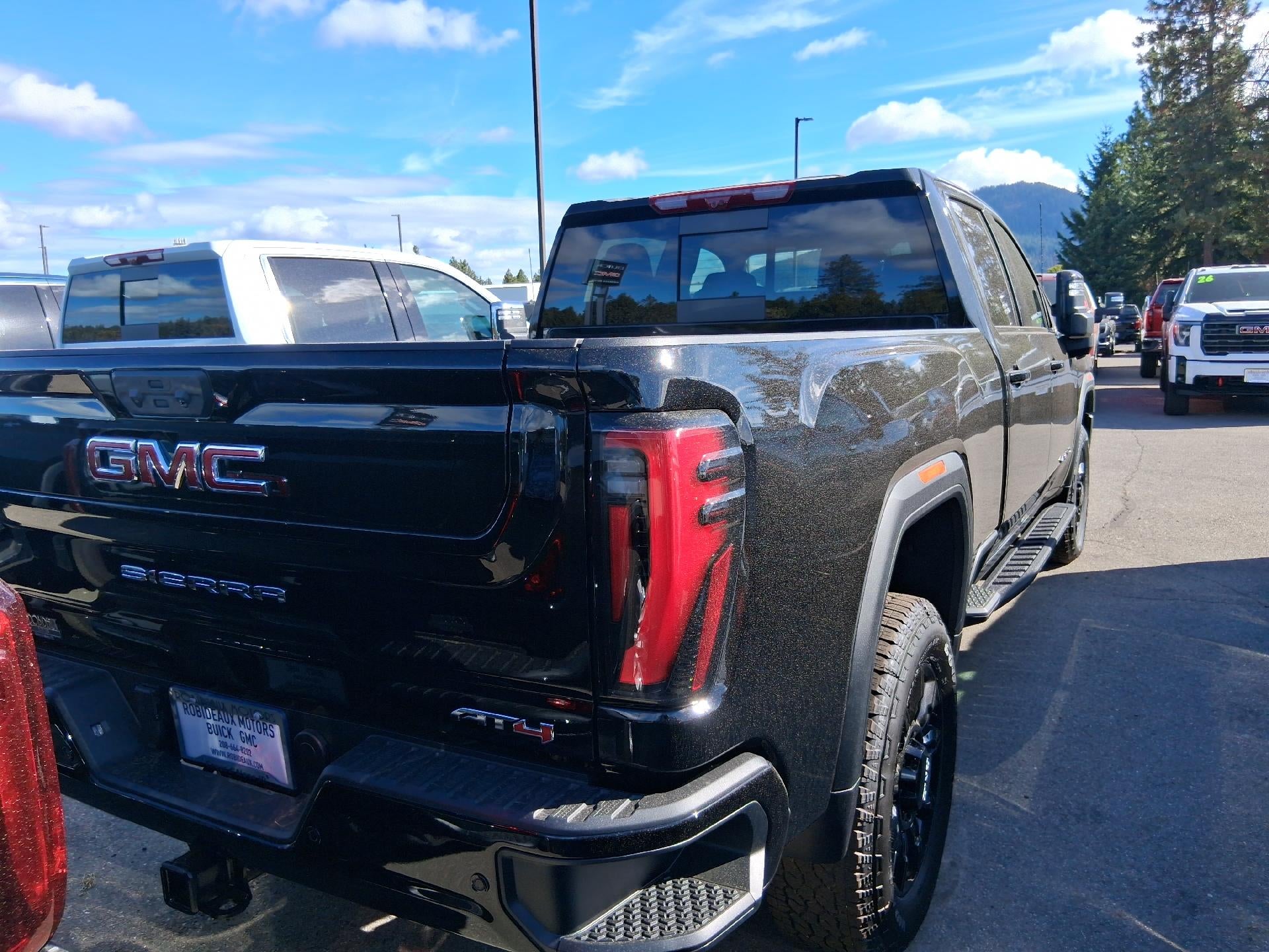 2026 GMC Sierra 2500 HD Crew Cab Standard Box 4-Wheel Drive AT4