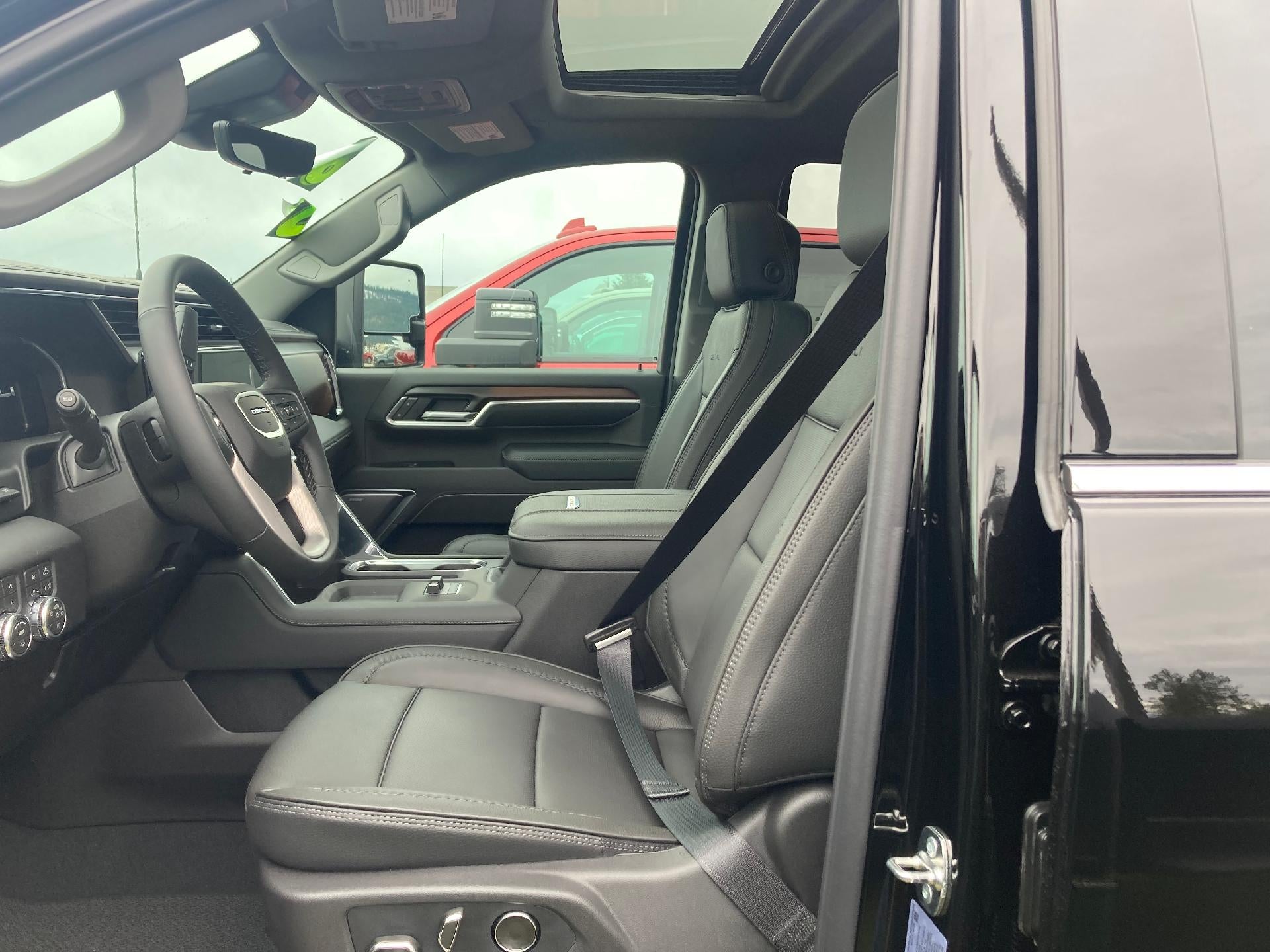 2026 GMC Sierra 2500 HD Crew Cab Standard Box 4-Wheel Drive Denali