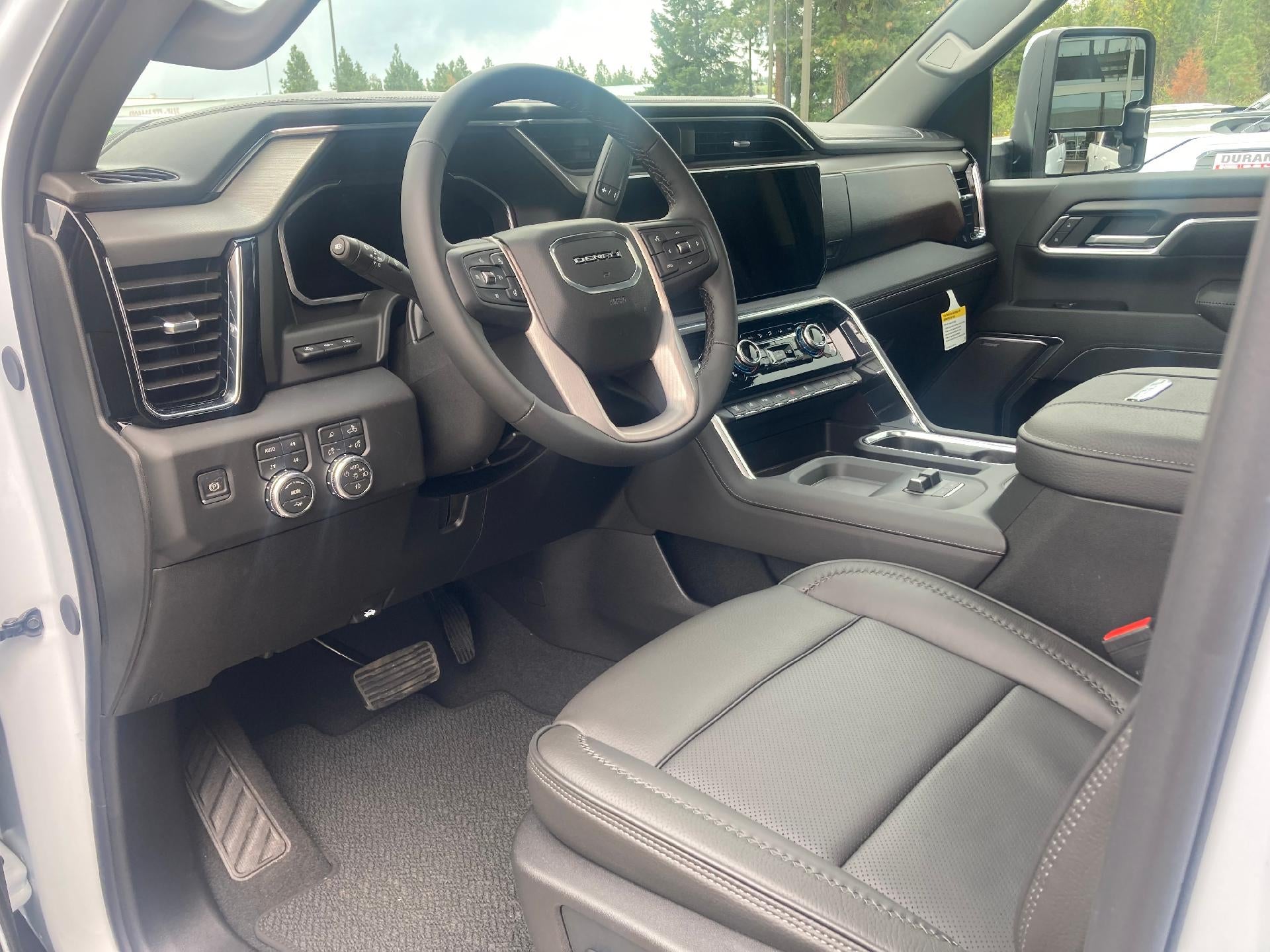 2026 GMC Sierra 2500 HD Crew Cab Standard Box 4-Wheel Drive Denali