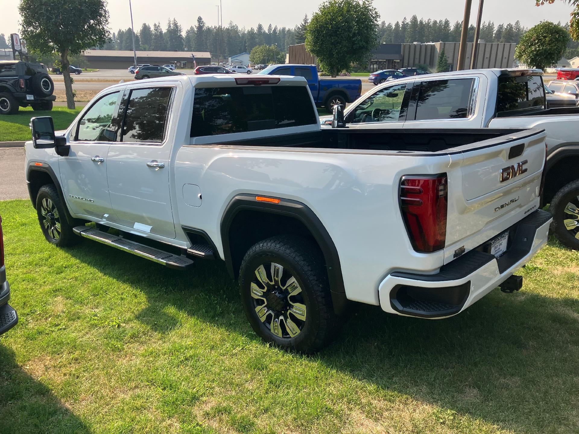 2026 GMC Sierra 2500 HD Crew Cab Standard Box 4-Wheel Drive Denali