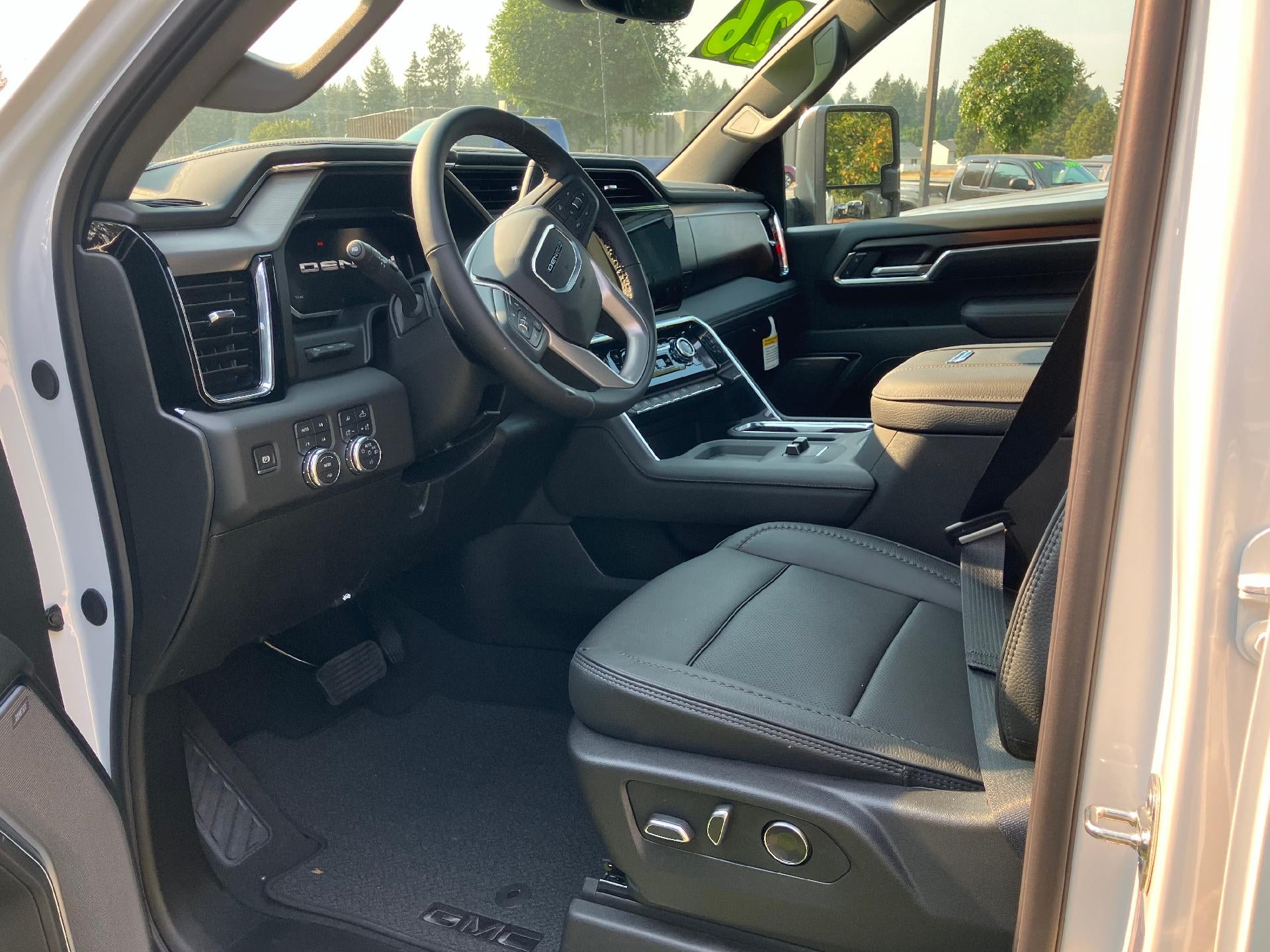 2026 GMC Sierra 2500 HD Crew Cab Standard Box 4-Wheel Drive Denali