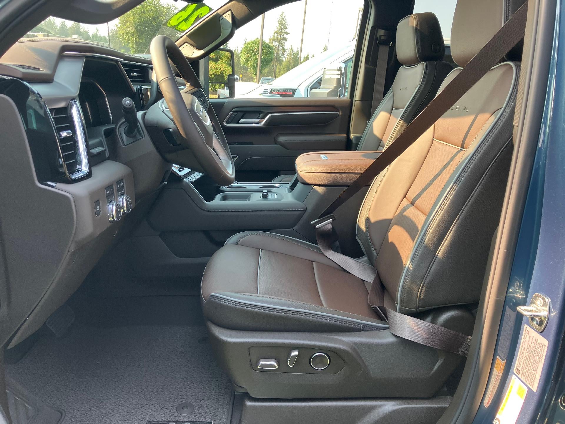 2026 GMC Sierra 2500 HD Crew Cab Standard Box 4-Wheel Drive Denali