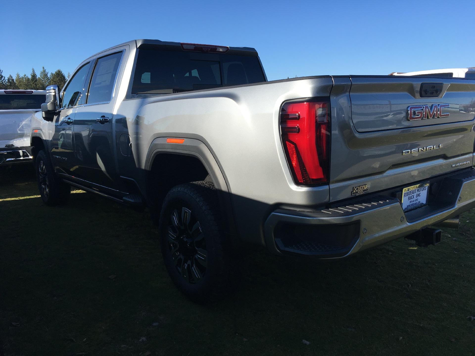 2026 GMC Sierra 2500 HD Crew Cab Standard Box 4-Wheel Drive Denali