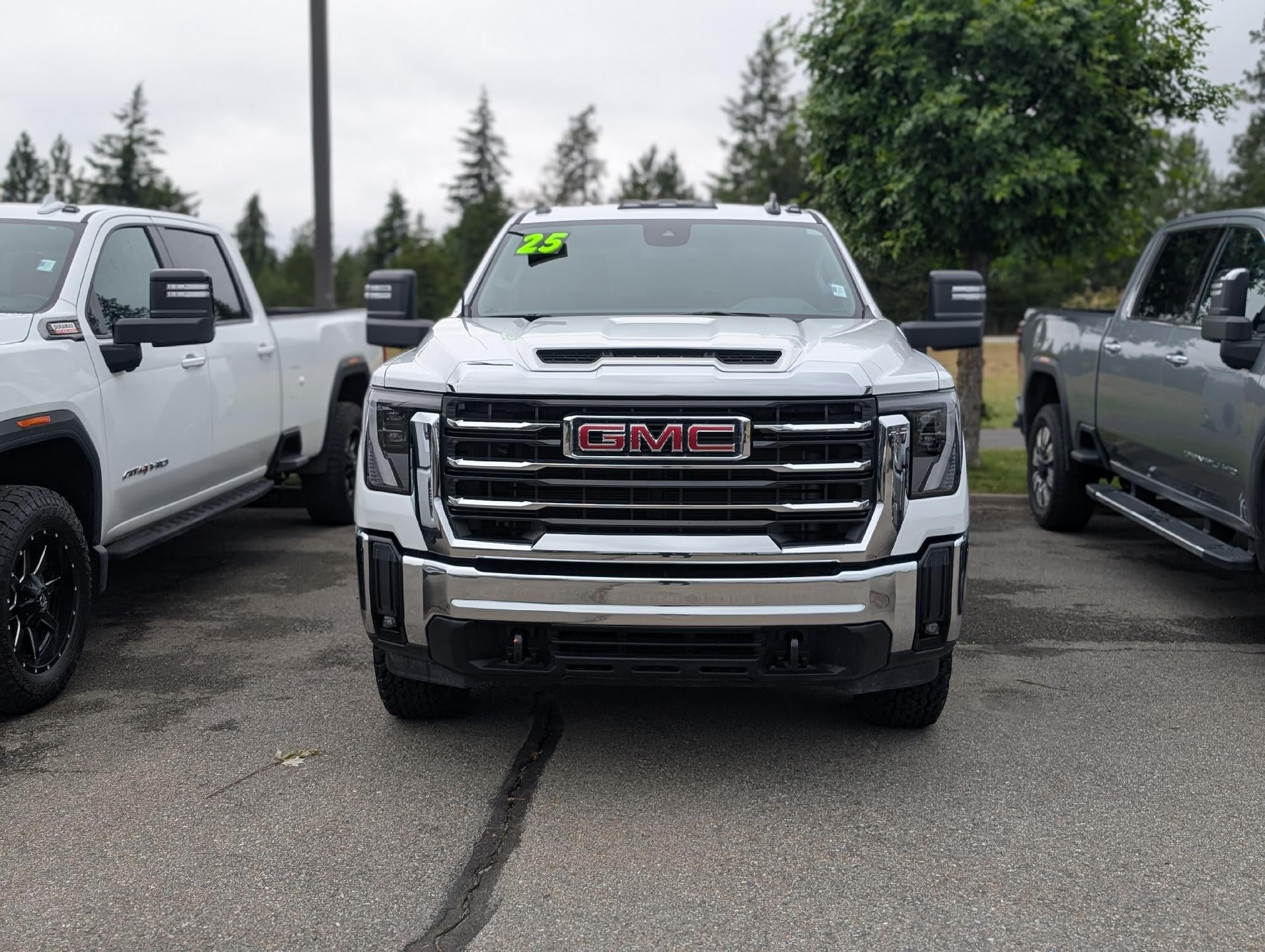 2025 GMC Sierra 3500 HD Power Heated Seat, Heated Steering Wheel, Gooseneck/5th Wheel Prep Package