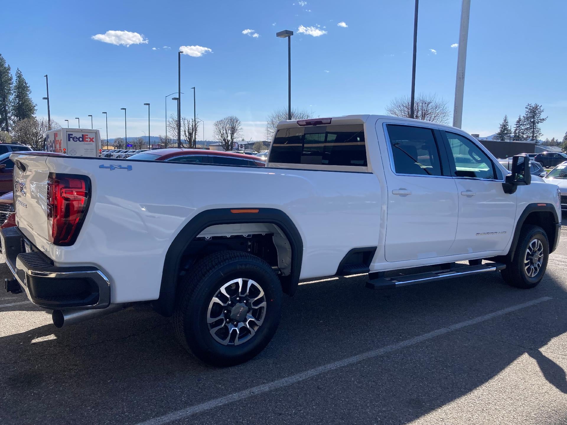 2026 GMC Sierra 3500 HD Crew Cab Long Box 4-Wheel Drive SLE