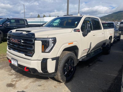 2026 GMC Sierra 3500 HD Crew Cab Standard Box 4-Wheel Drive AT4
