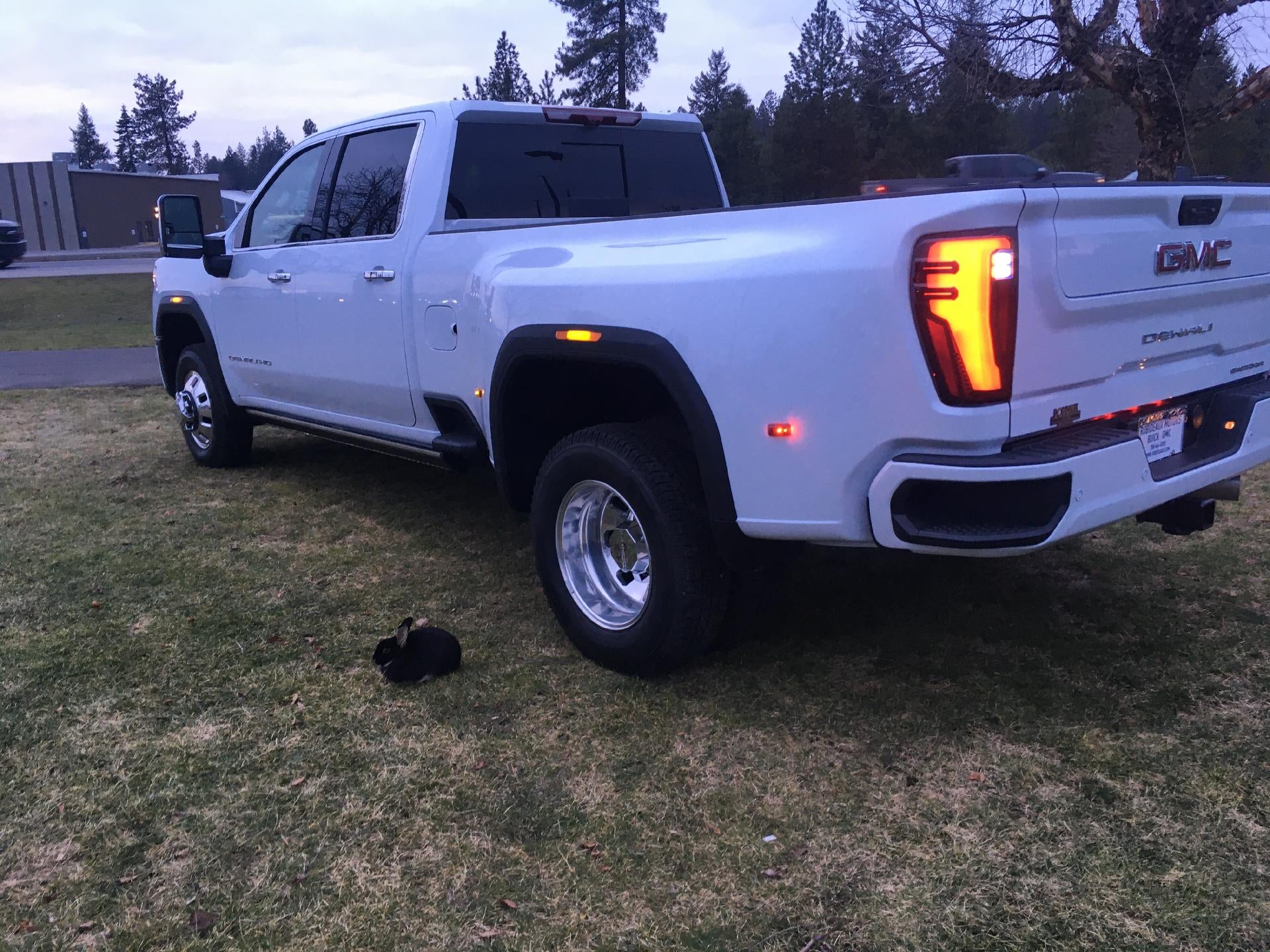 2026 GMC Sierra 3500 HD Crew Cab Long Box 4-Wheel Drive Denali