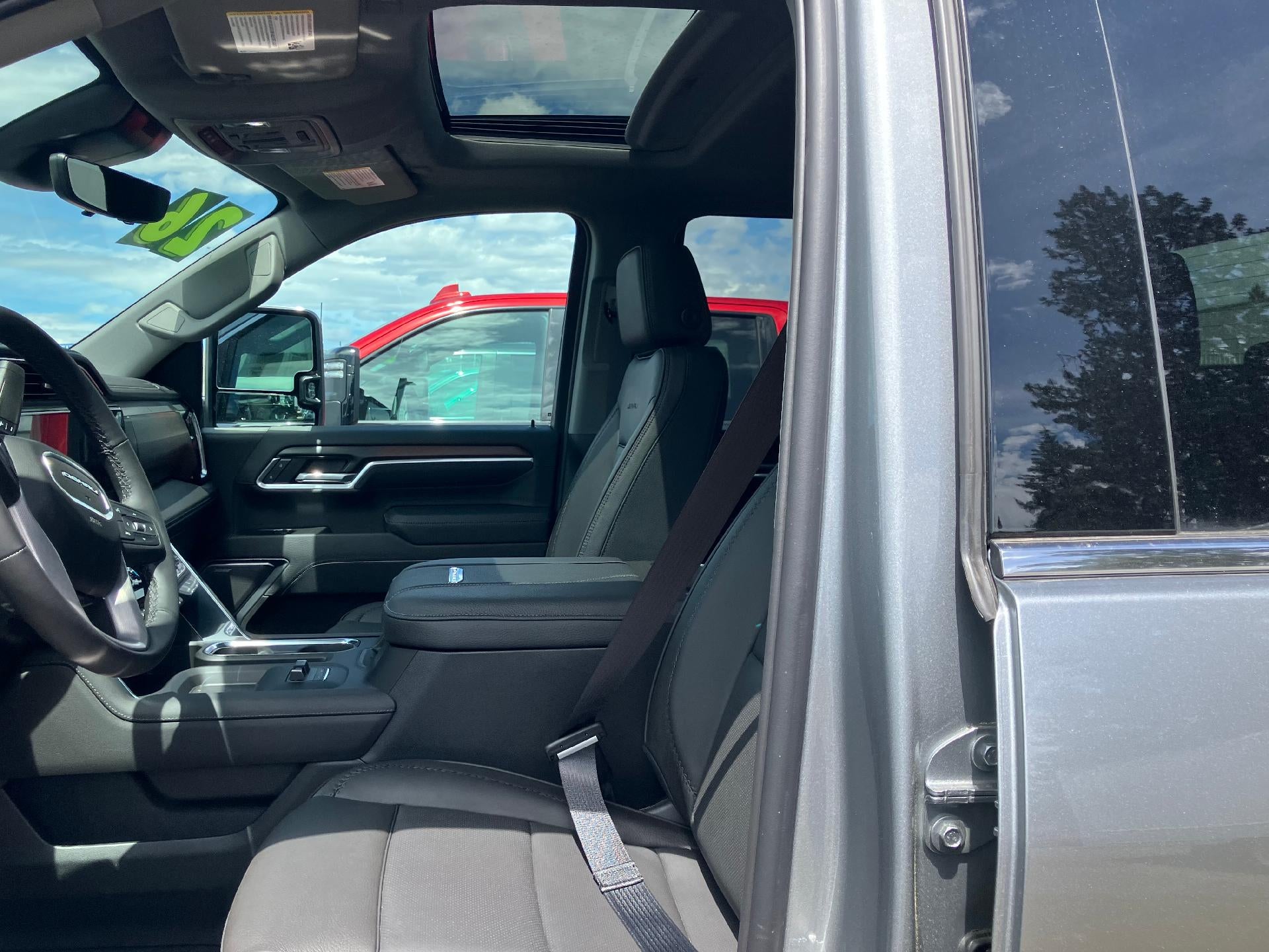 2026 GMC Sierra 3500 HD Crew Cab Long Box 4-Wheel Drive Denali