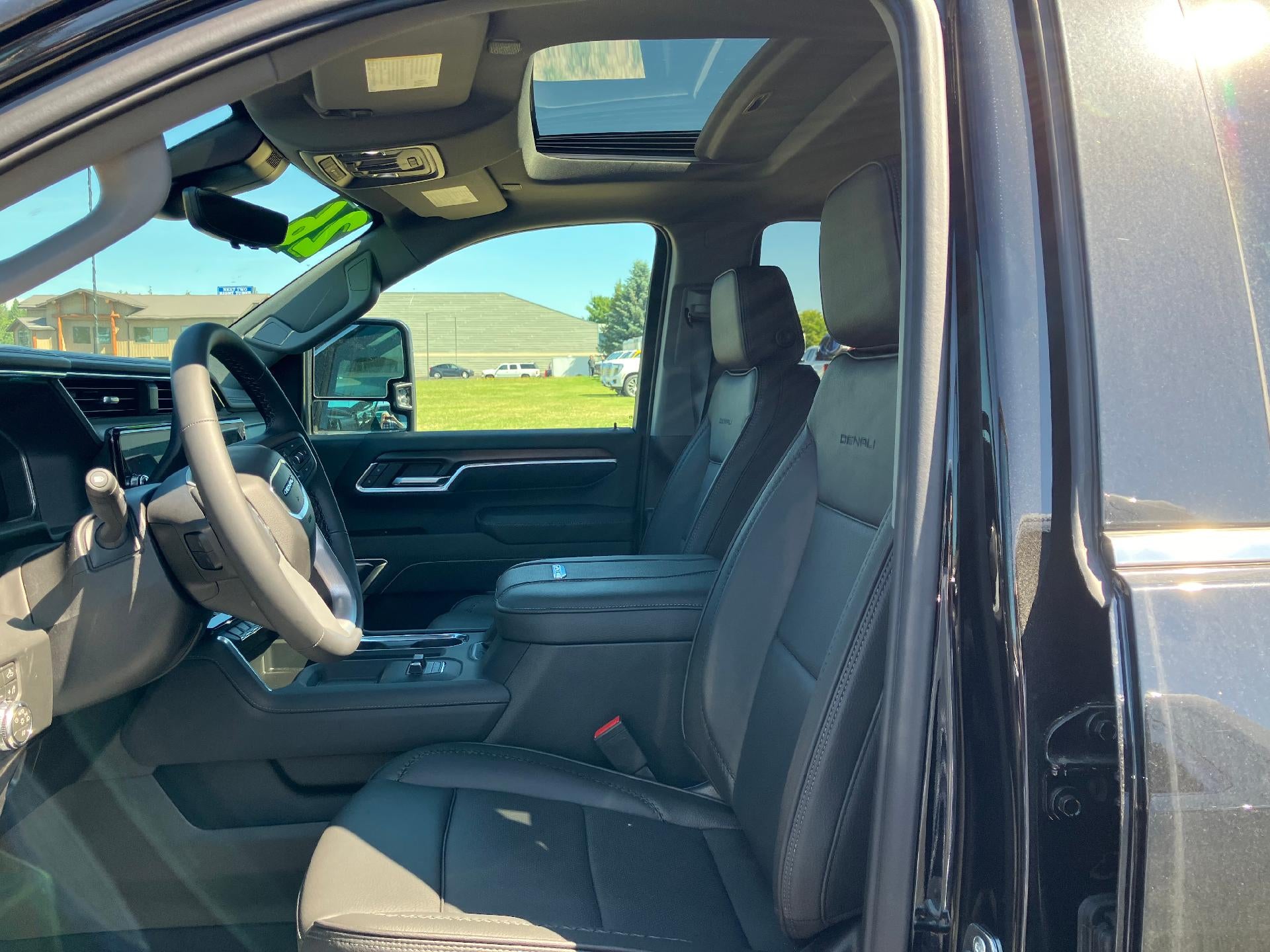 2026 GMC Sierra 3500 HD Crew Cab Long Box 4-Wheel Drive Denali
