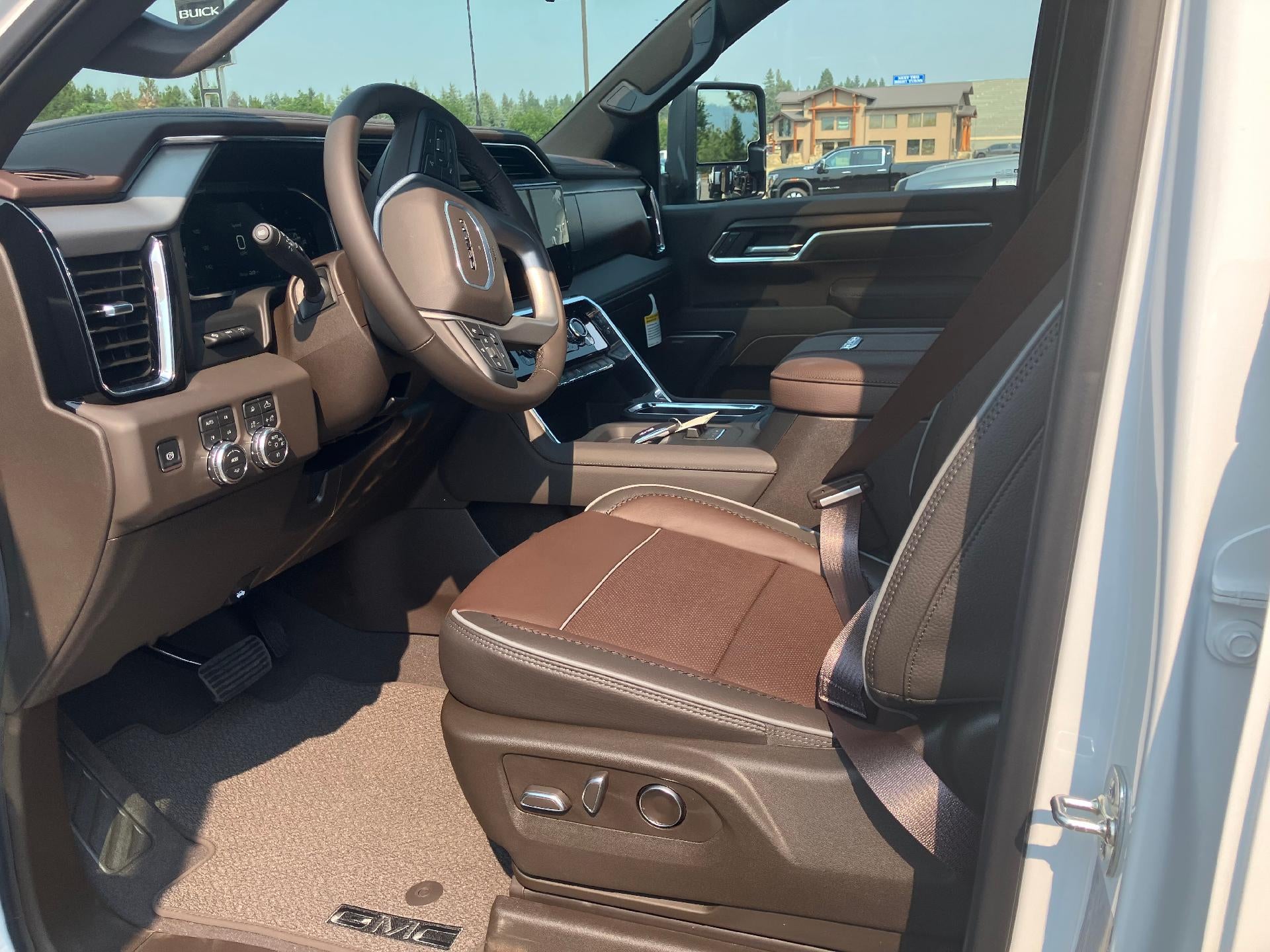 2026 GMC Sierra 3500 HD Crew Cab Long Box 4-Wheel Drive Denali