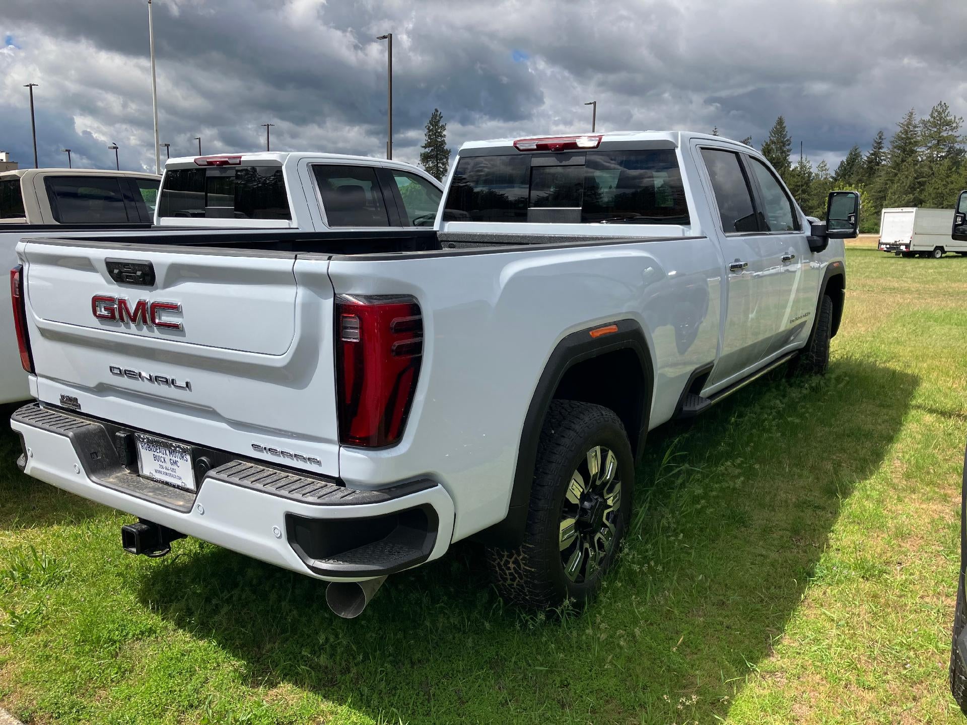 2026 GMC Sierra 3500 HD Crew Cab Long Box 4-Wheel Drive Denali