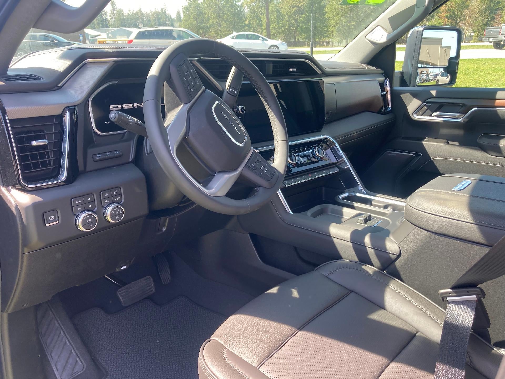 2026 GMC Sierra 3500 HD Crew Cab Long Box 4-Wheel Drive Denali