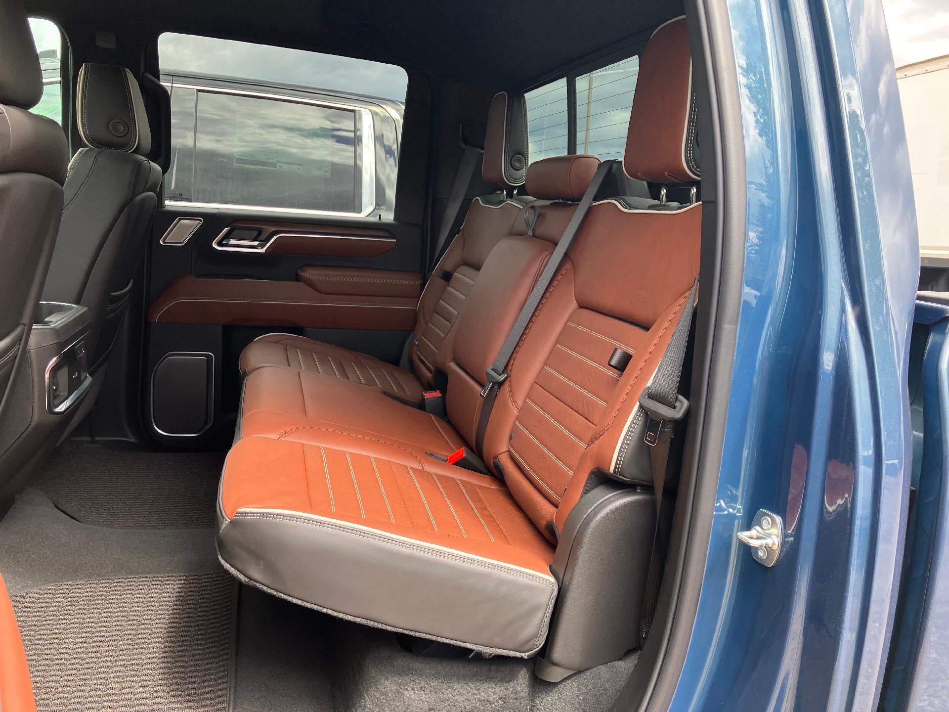 2026 GMC Sierra 2500 HD Crew Cab Standard Box 4-Wheel Drive Denali Ultimate