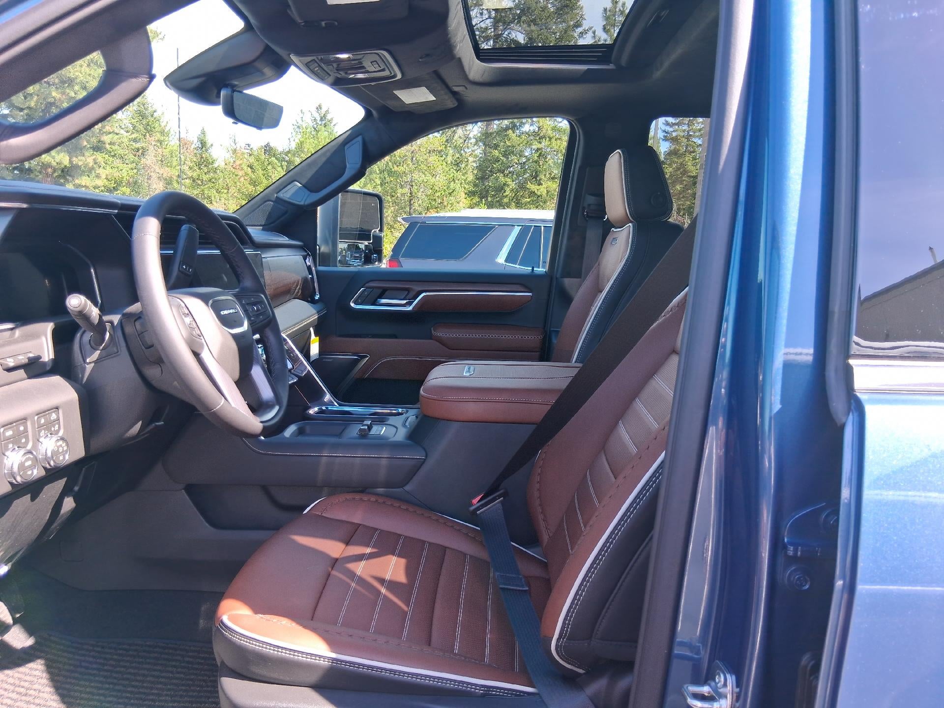 2026 GMC Sierra 2500 HD Crew Cab Standard Box 4-Wheel Drive Denali Ultimate