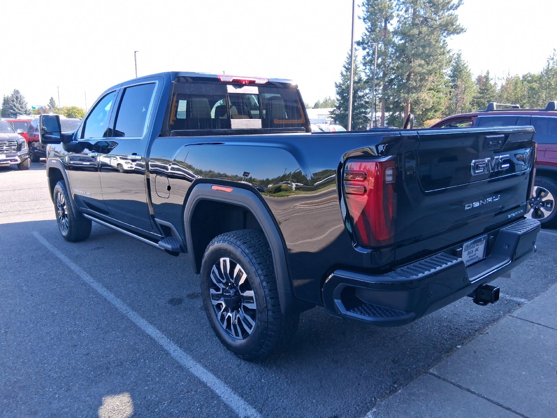 2026 GMC Sierra 2500 HD Crew Cab Standard Box 4-Wheel Drive Denali Ultimate