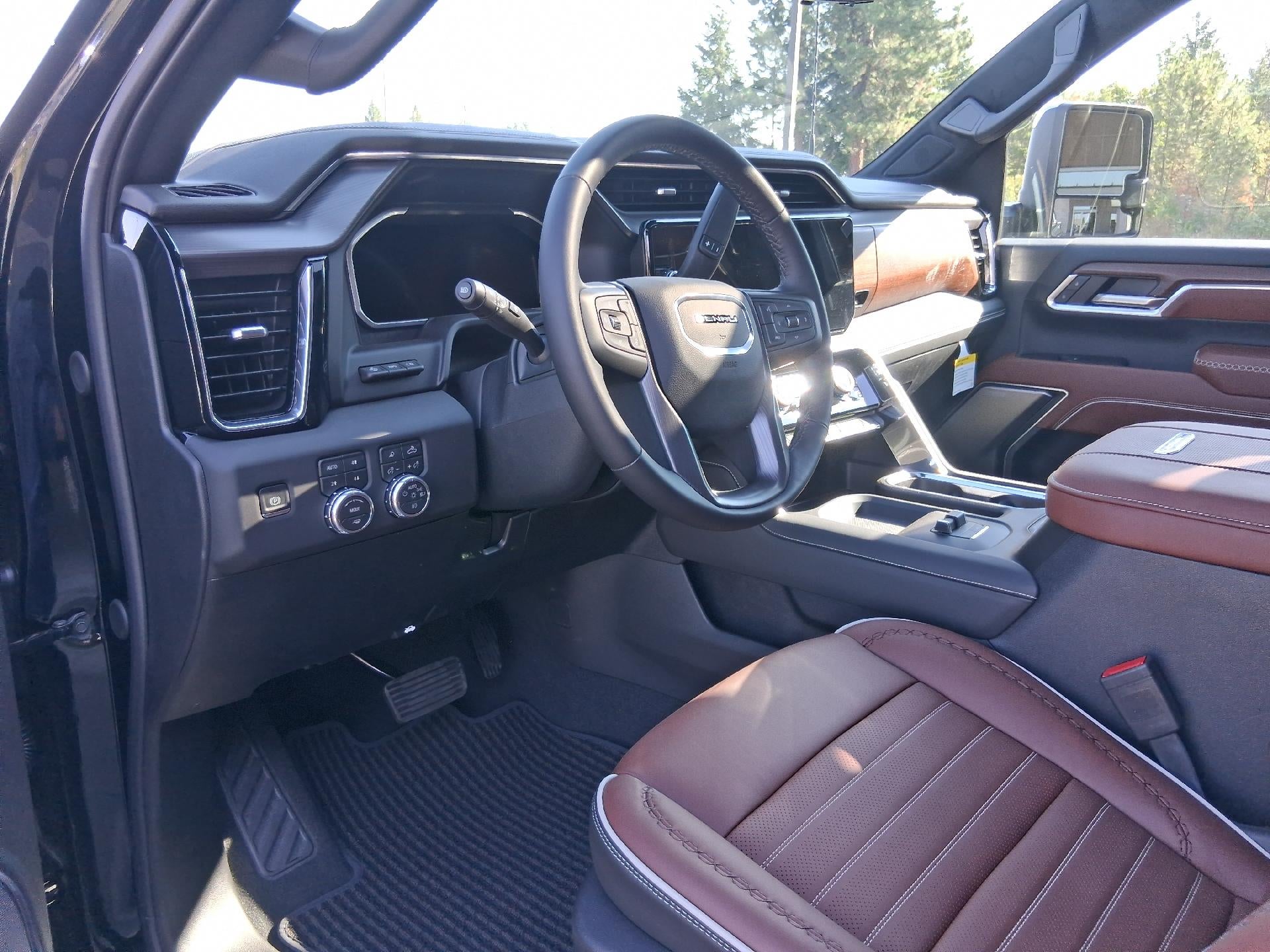 2026 GMC Sierra 2500 HD Crew Cab Standard Box 4-Wheel Drive Denali Ultimate