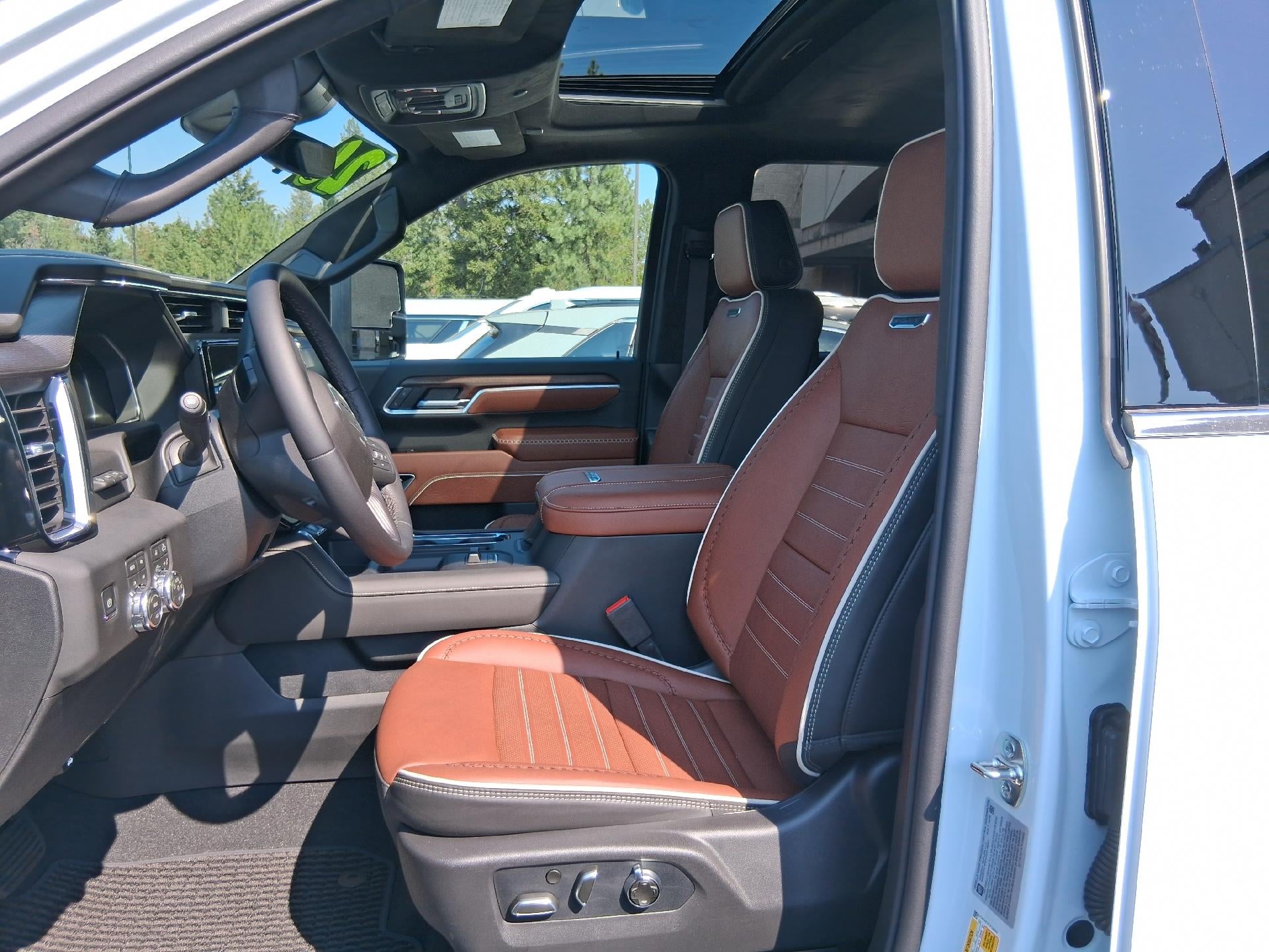 2026 GMC Sierra 2500 HD Crew Cab Standard Box 4-Wheel Drive Denali Ultimate