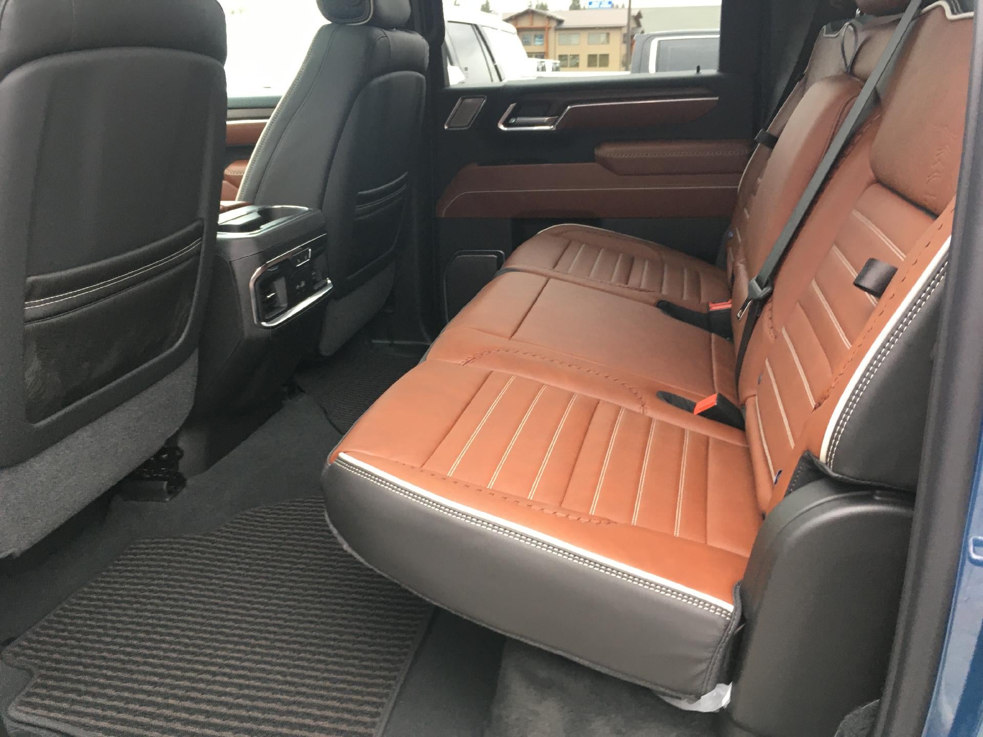 2026 GMC Sierra 2500 HD Crew Cab Standard Box 4-Wheel Drive Denali Ultimate