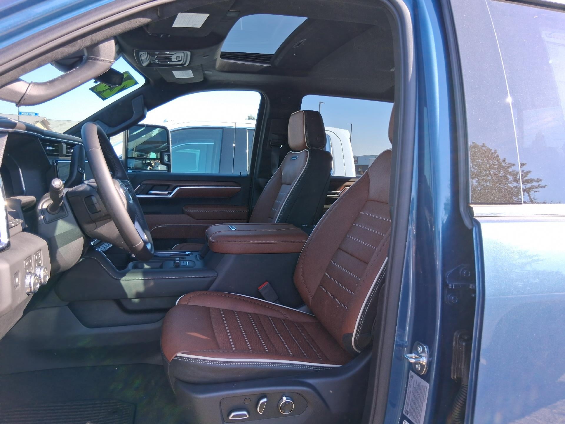 2026 GMC Sierra 2500 HD Crew Cab Standard Box 4-Wheel Drive Denali Ultimate