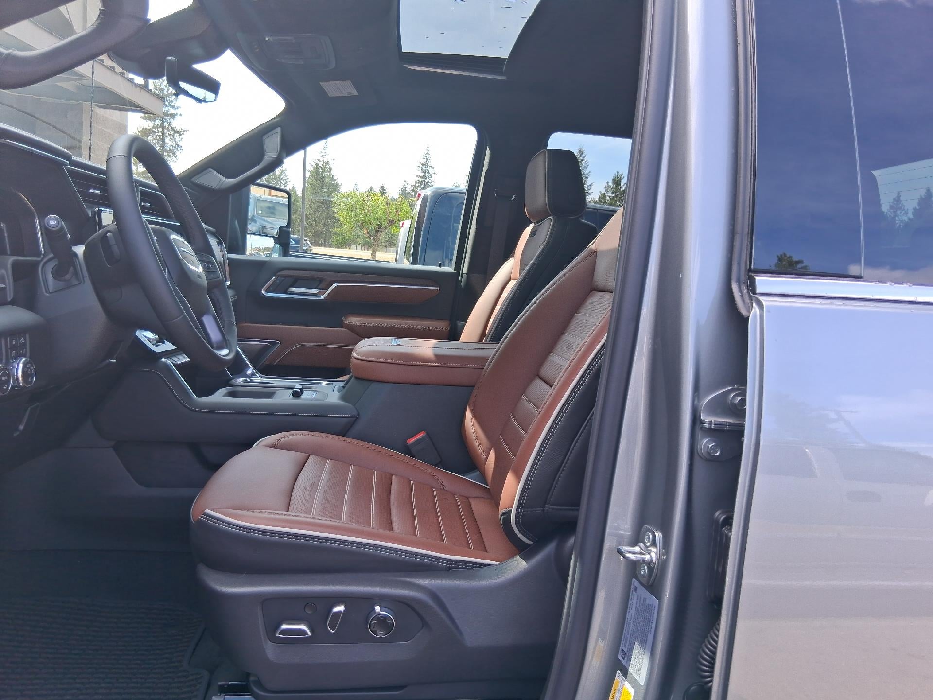 2026 GMC Sierra 3500 HD Crew Cab Long Box 4-Wheel Drive Denali Ultimate