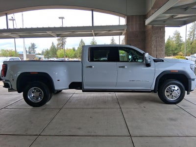 2026 GMC Sierra 3500 HD Crew Cab Long Box 4-Wheel Drive Denali Ultimate