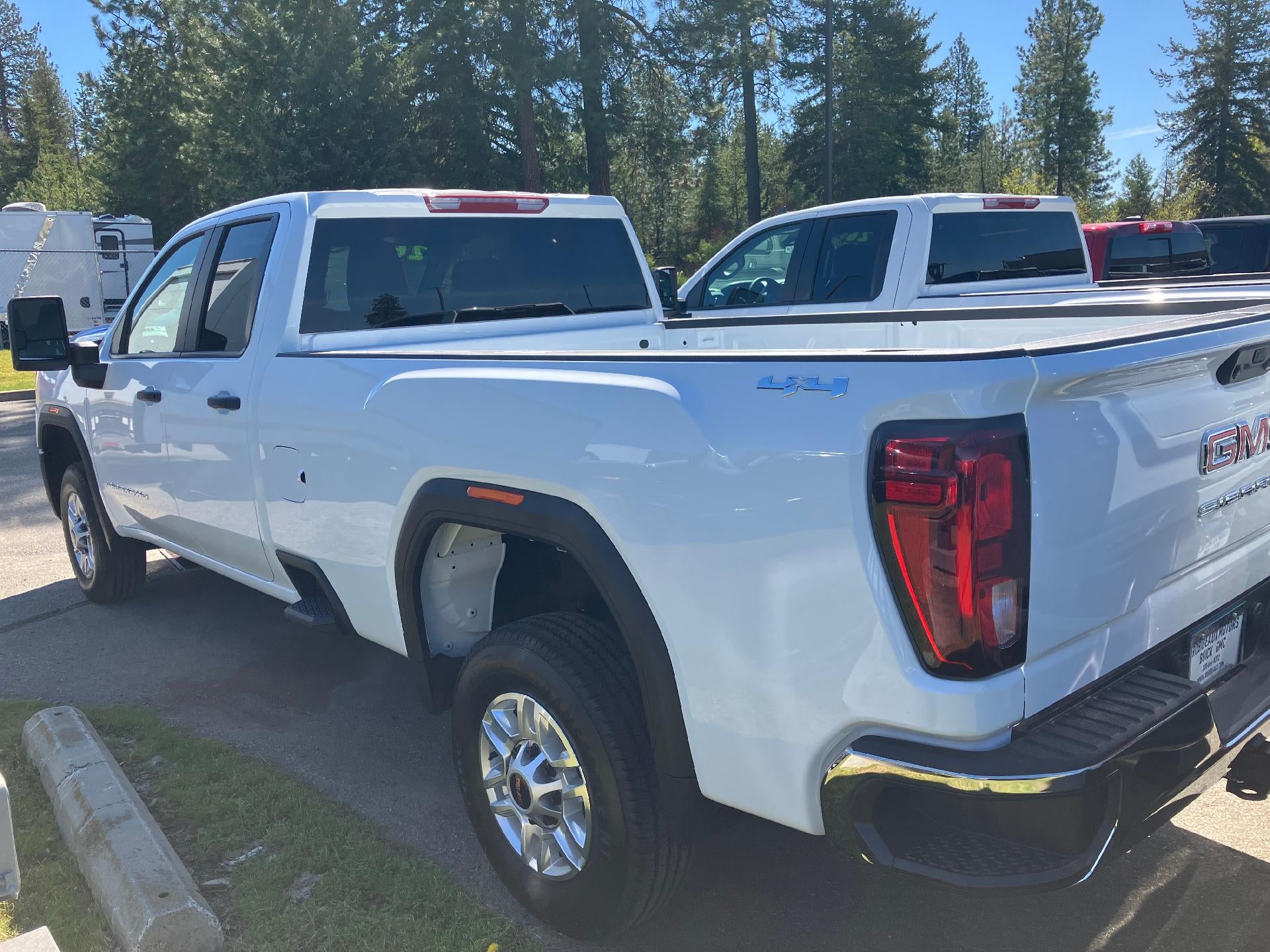 2026 GMC Sierra 2500 HD Double Cab Long Box 4-Wheel Drive Pro