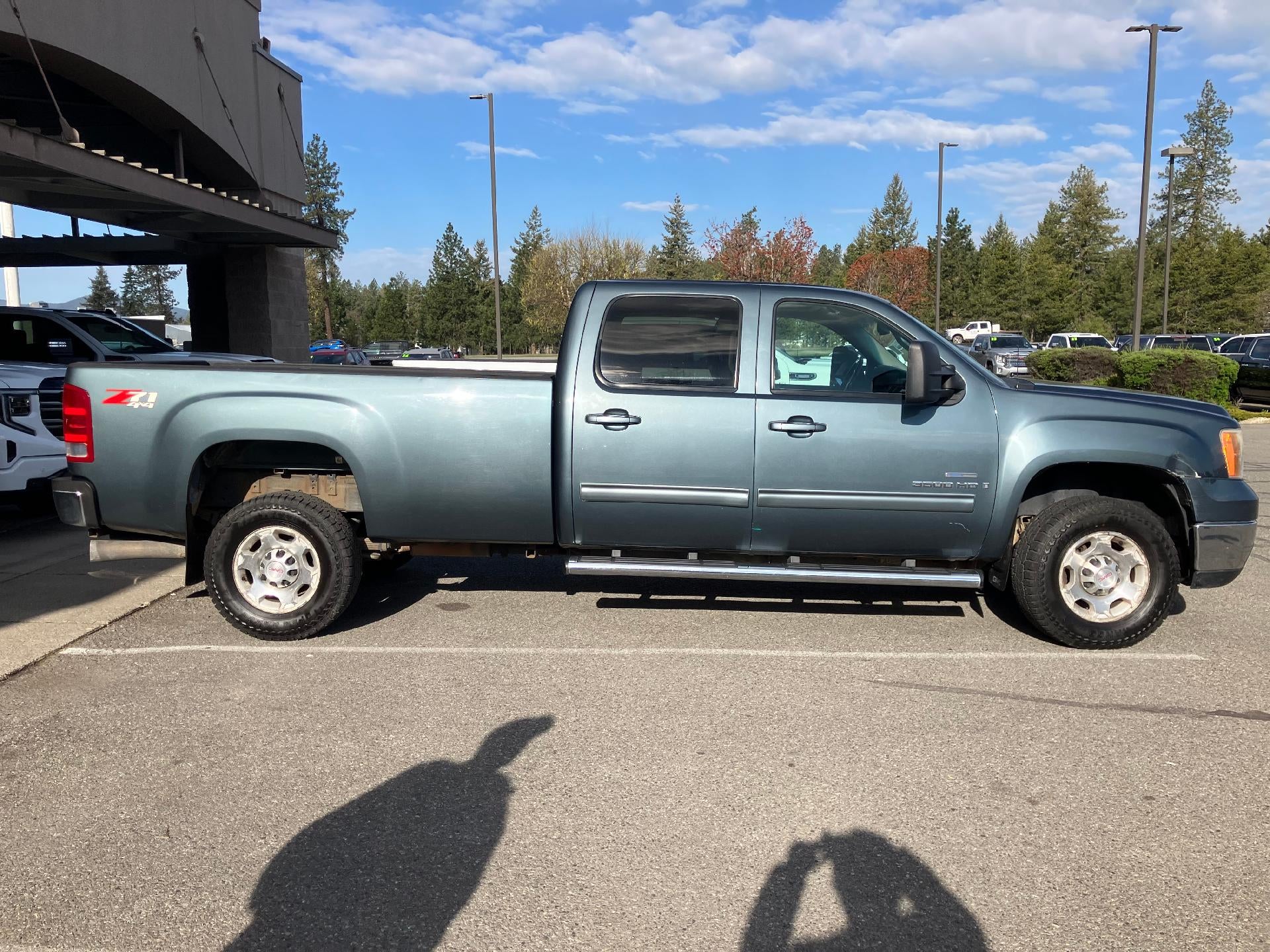 2008 GMC Sierra 3500 HD Power Lumbar Heated Seat, Power Sunroof, Cruise Control, Navigation