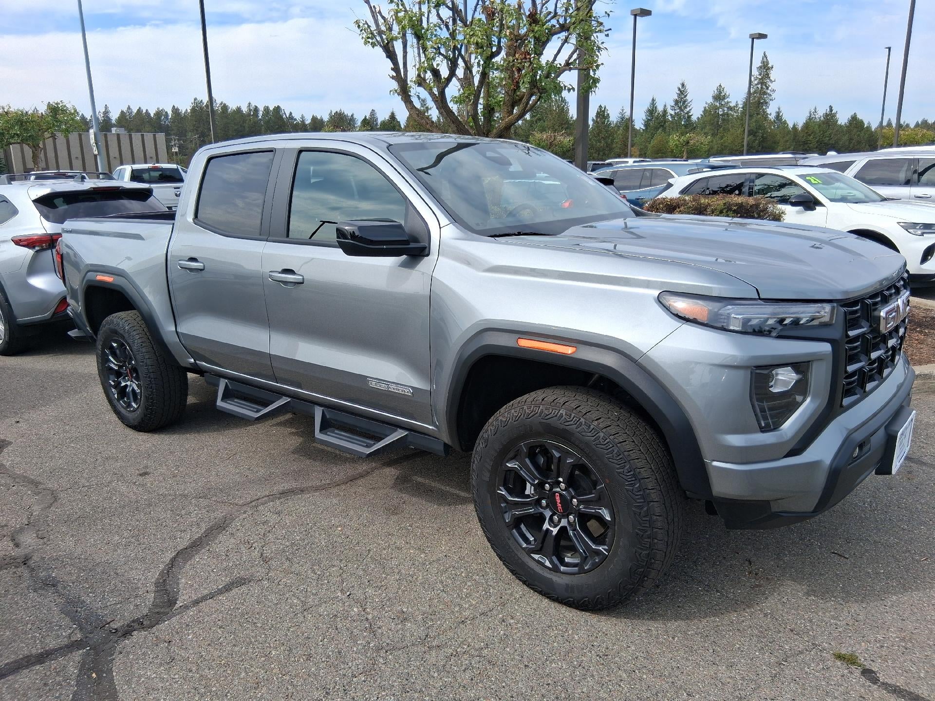 2025 GMC Canyon Power Lumbar Heated Seat, Trailering Equipment Package, Cruise Control