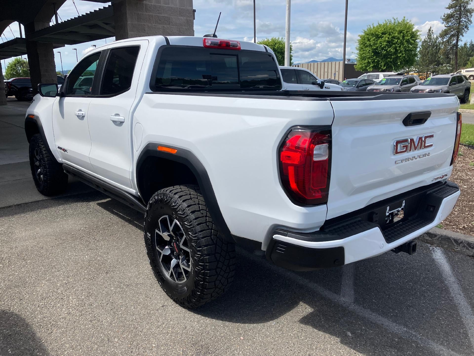 2025 GMC Canyon Power Memory Lumbar Seat, Power Sunroof, Technology Package