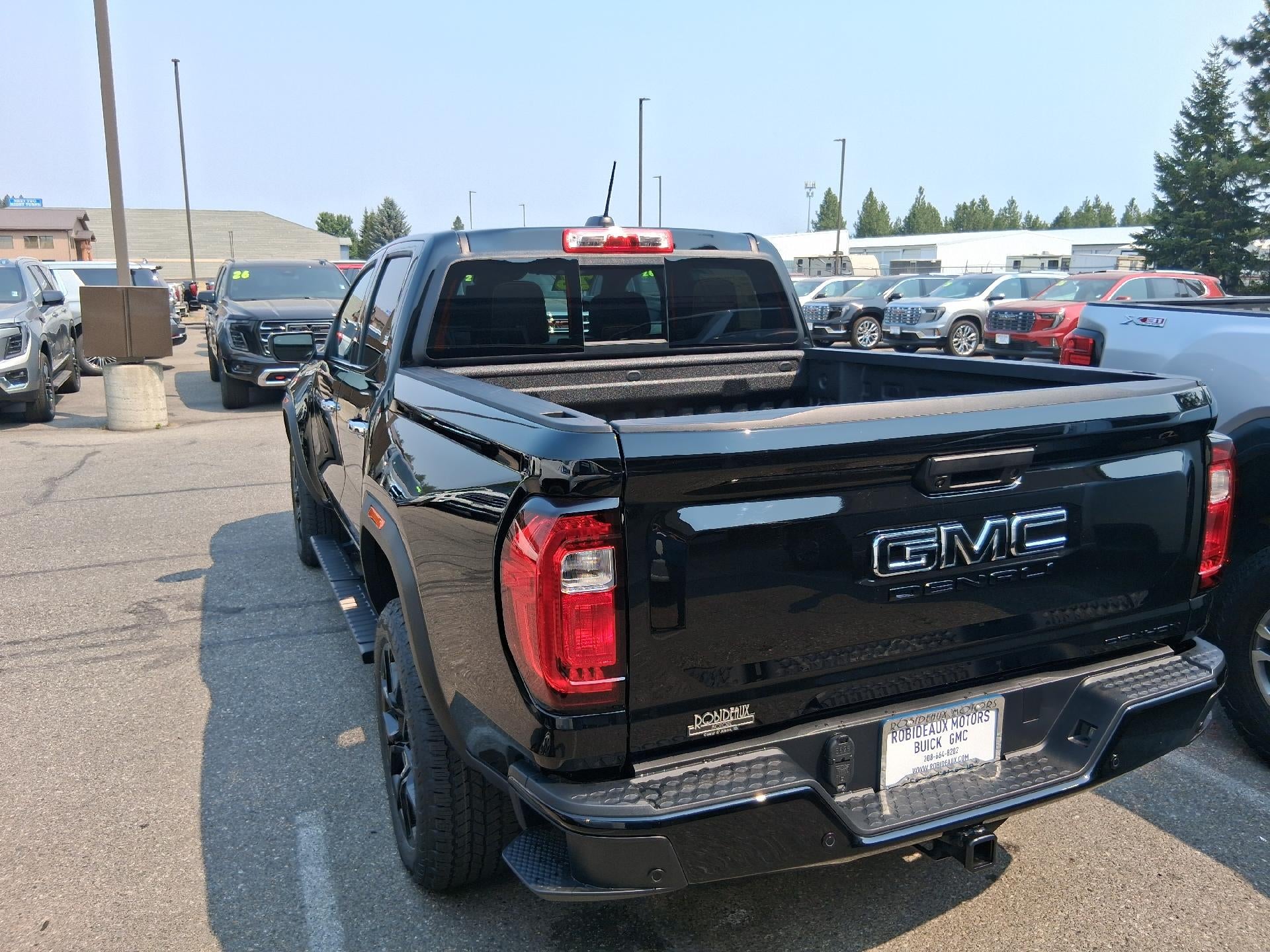 2026 GMC Canyon Crew Cab Short Box 4-Wheel Drive Denali