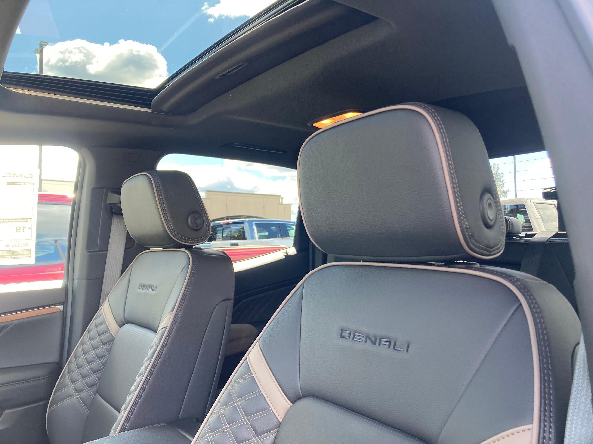 2026 GMC Canyon Crew Cab Short Box 4-Wheel Drive Denali