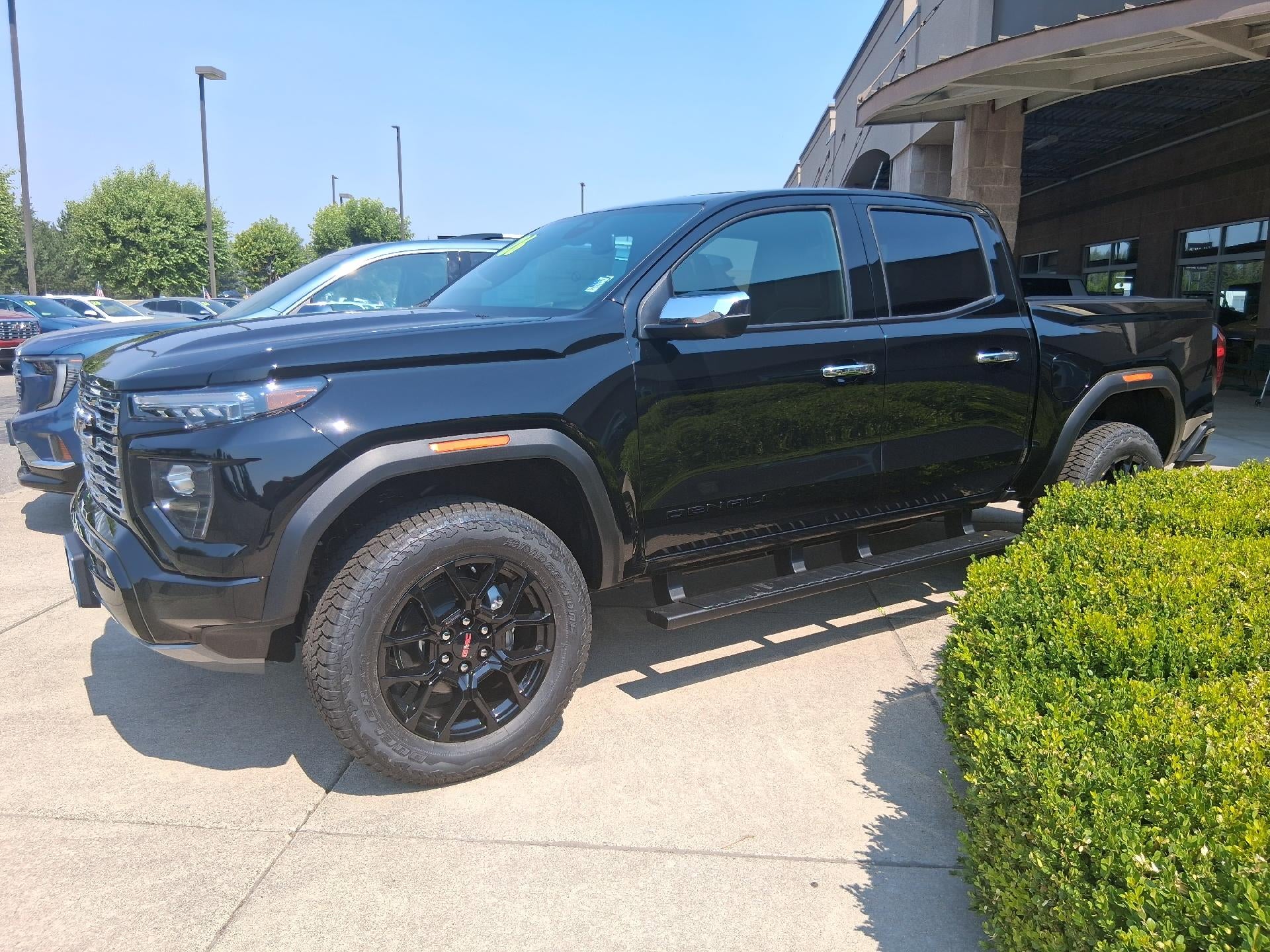 2026 GMC Canyon Crew Cab Short Box 4-Wheel Drive Denali