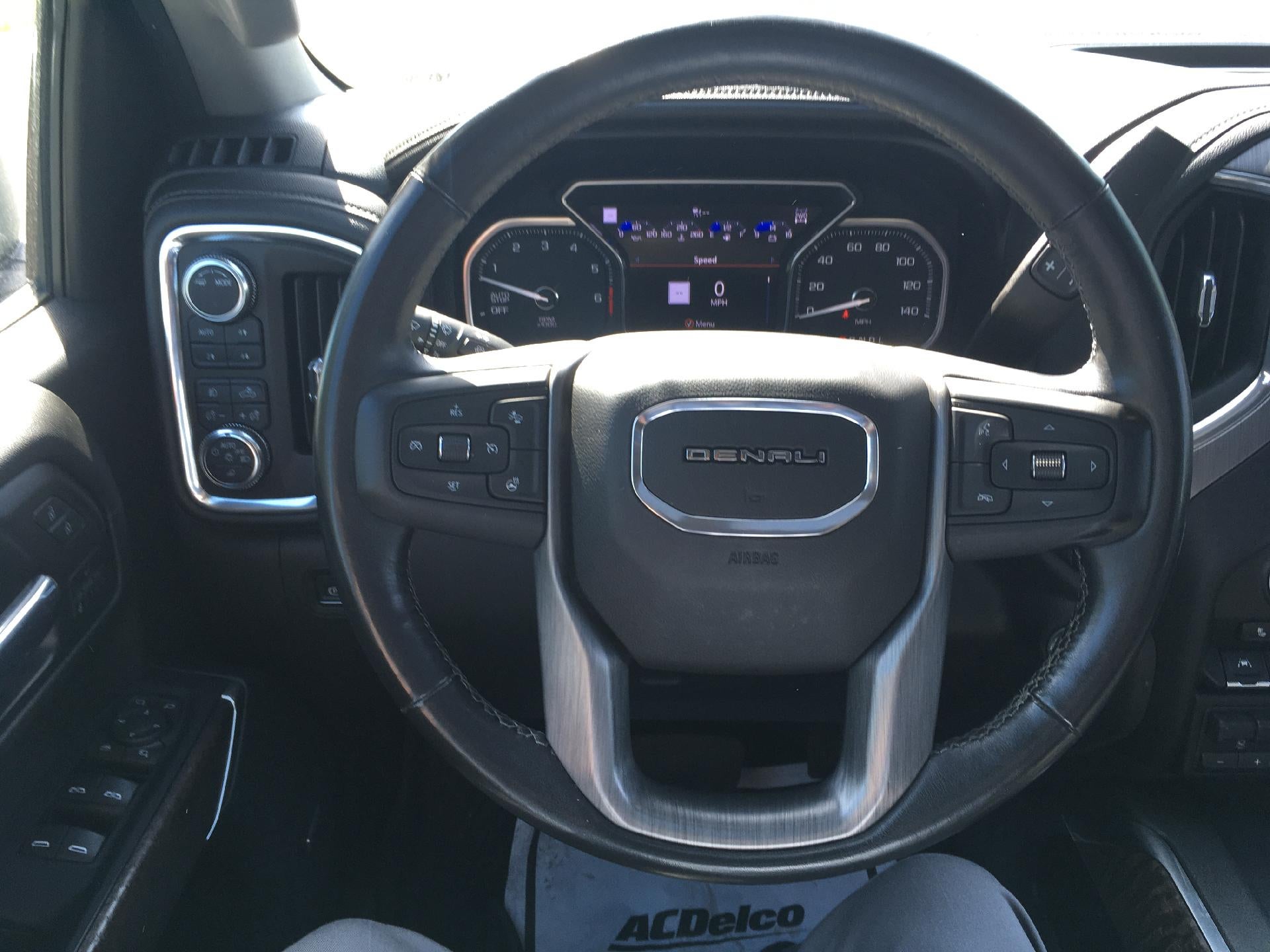 2020 GMC Sierra 1500 Power Lumbar Memory Seat, Power Sunroof, Technology Package, Navigation